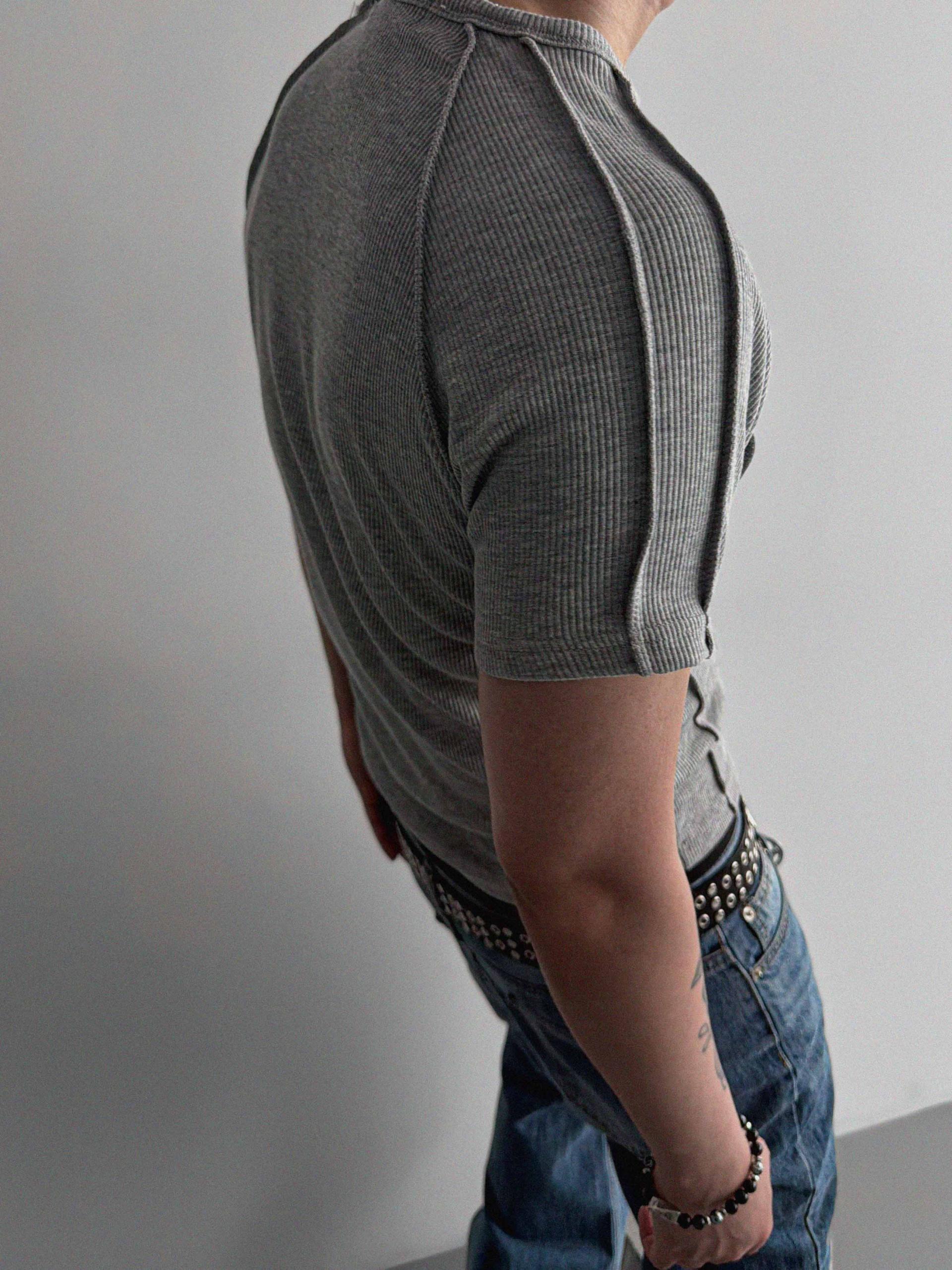 Outside incision ribbed muscle half t