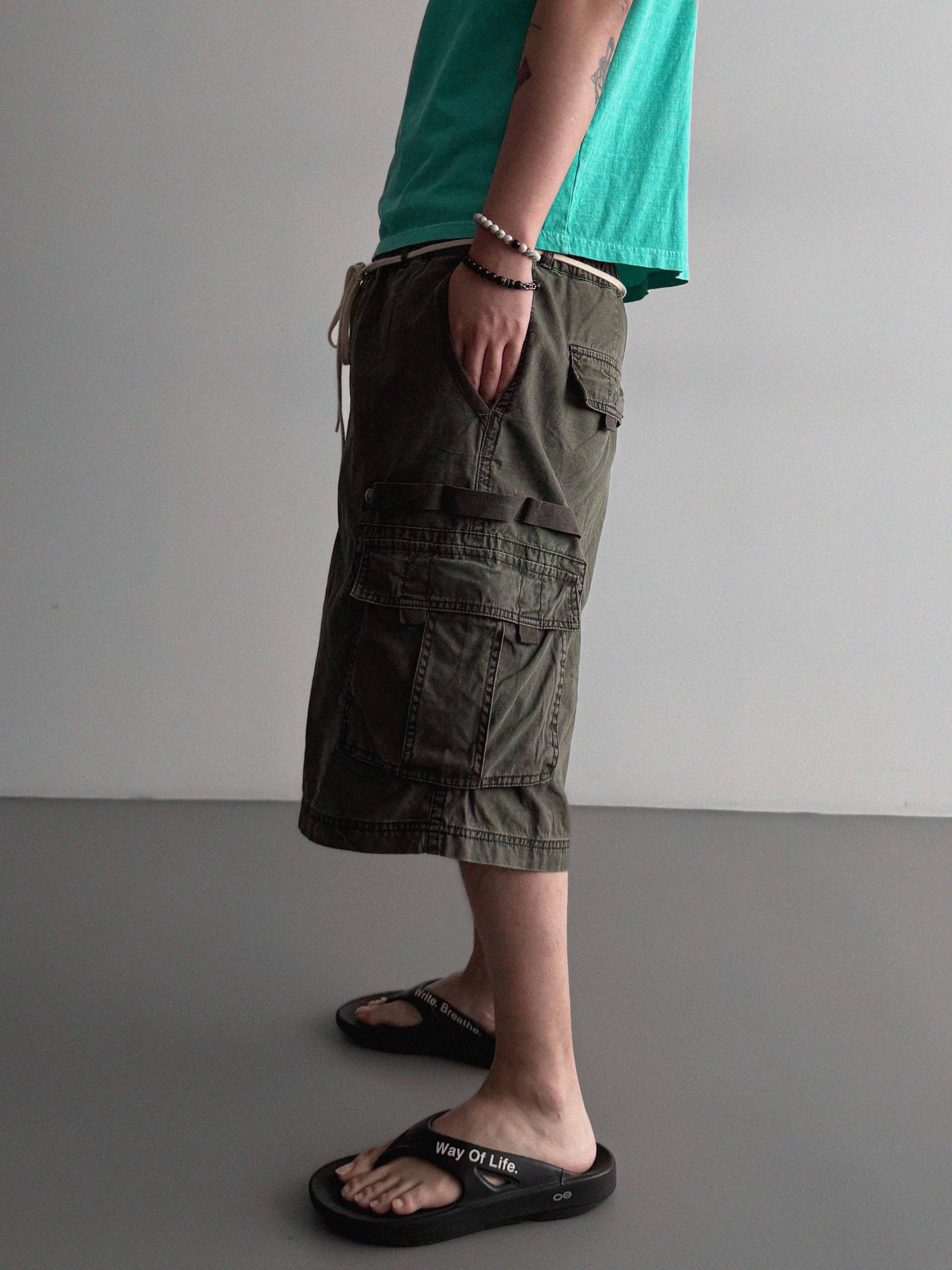forsed cargo bermuda pants