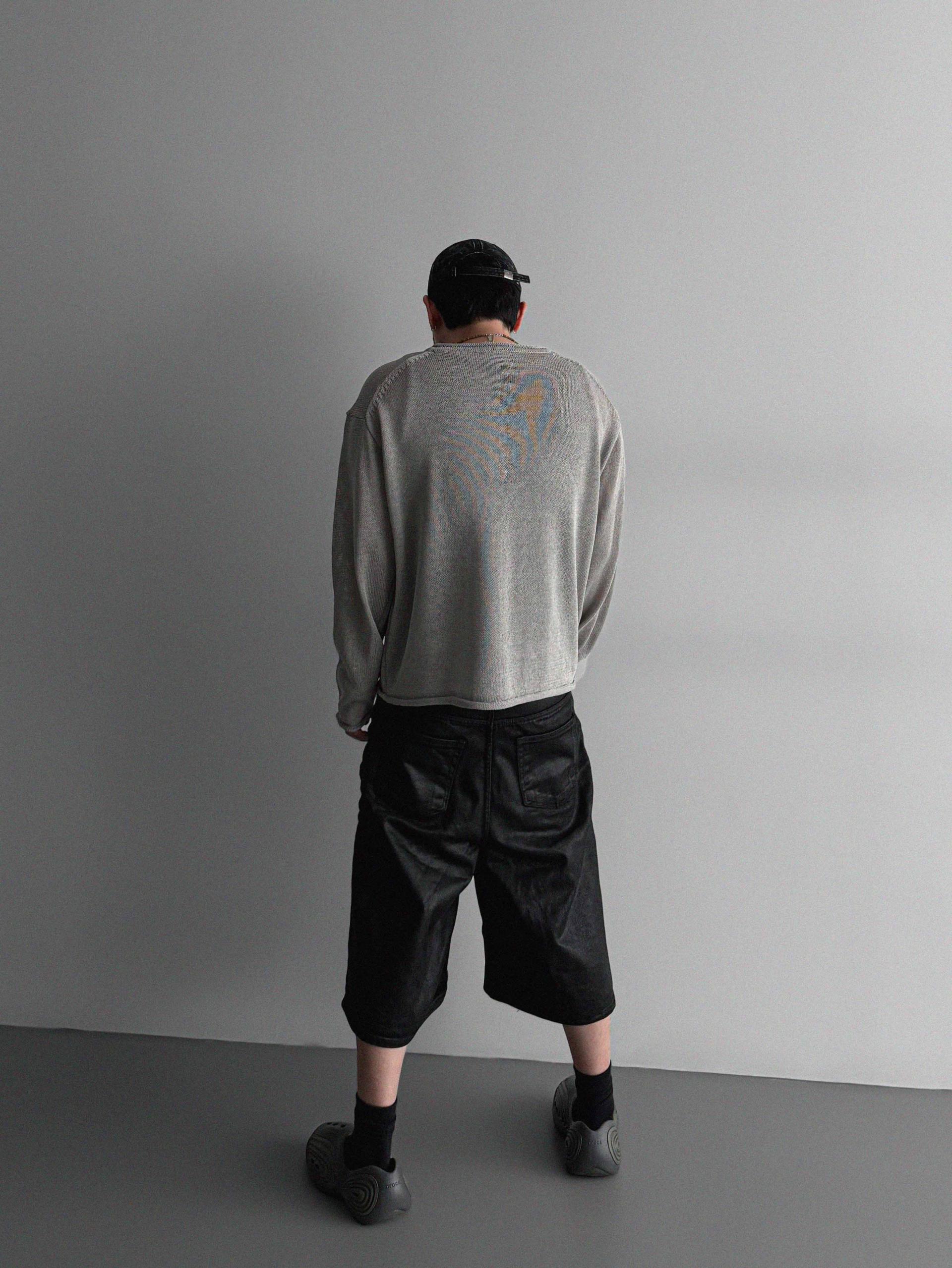 Embo-coated bermuda pants