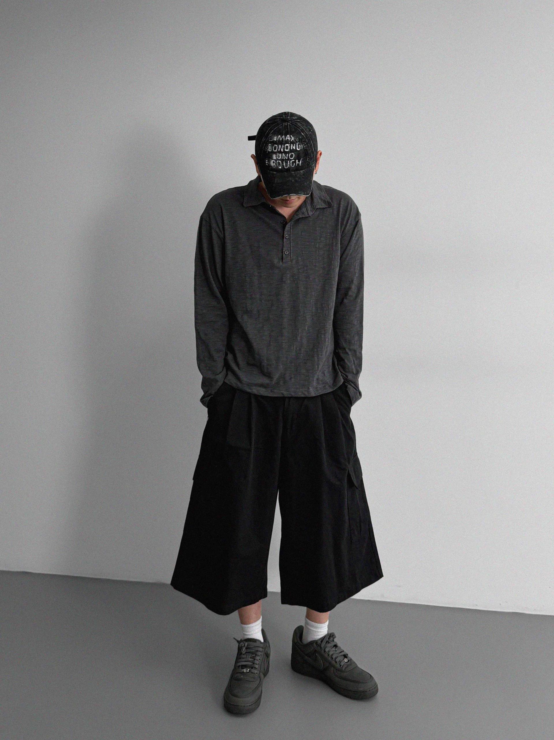 Pintuck bermuda cargo pants