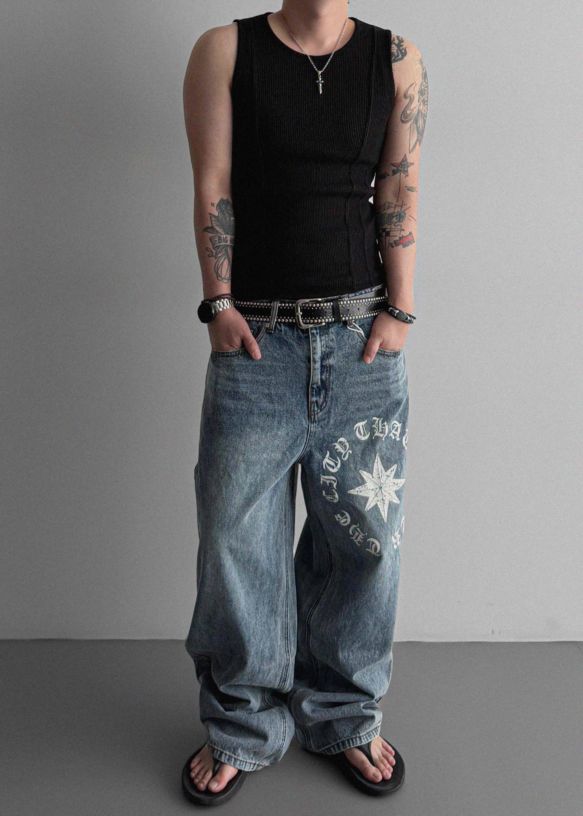 Star lettering curved denim pants