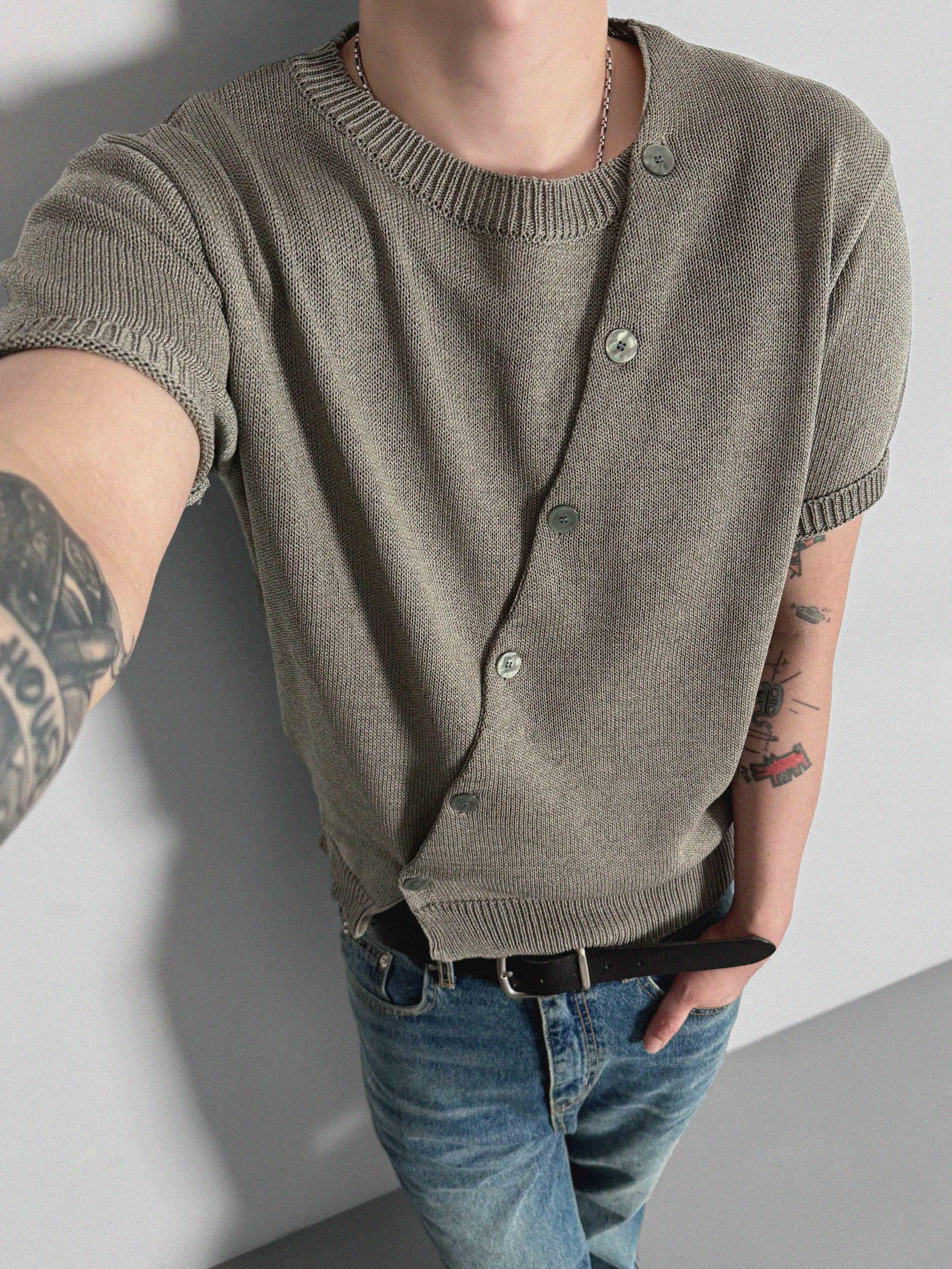 Slit button linen knit