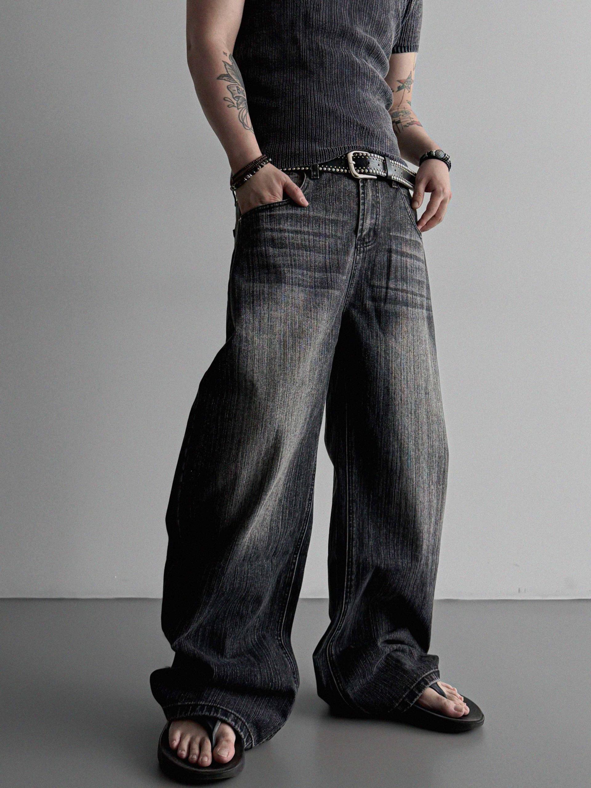 Striped washed curved denim pants