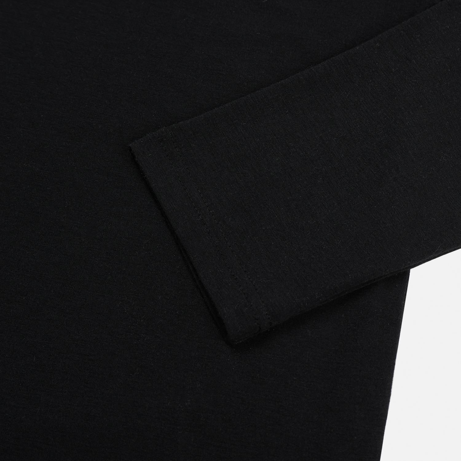 Buckle henley neck layered crop t