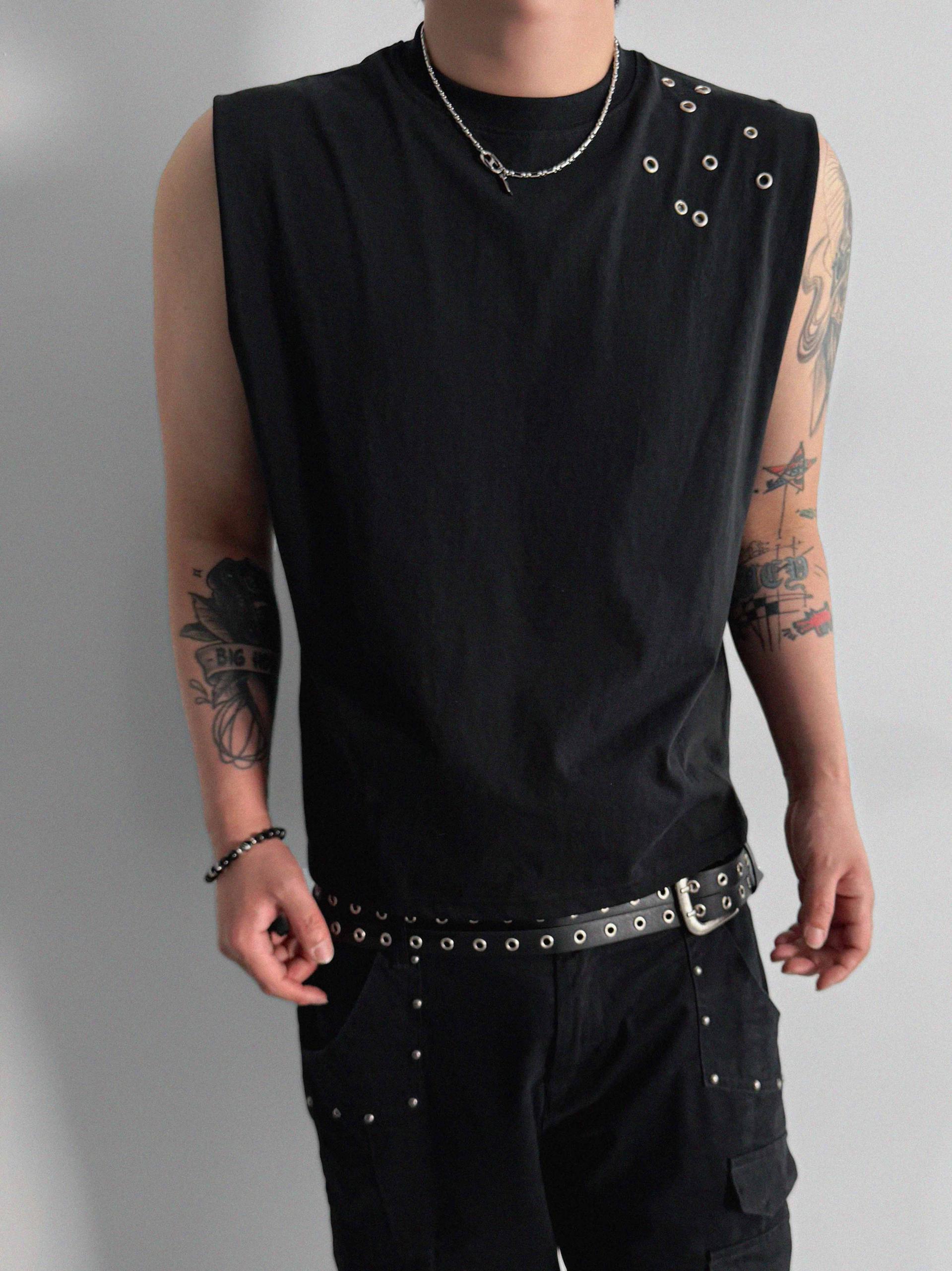 Eyelet shoulder crop sleeveless