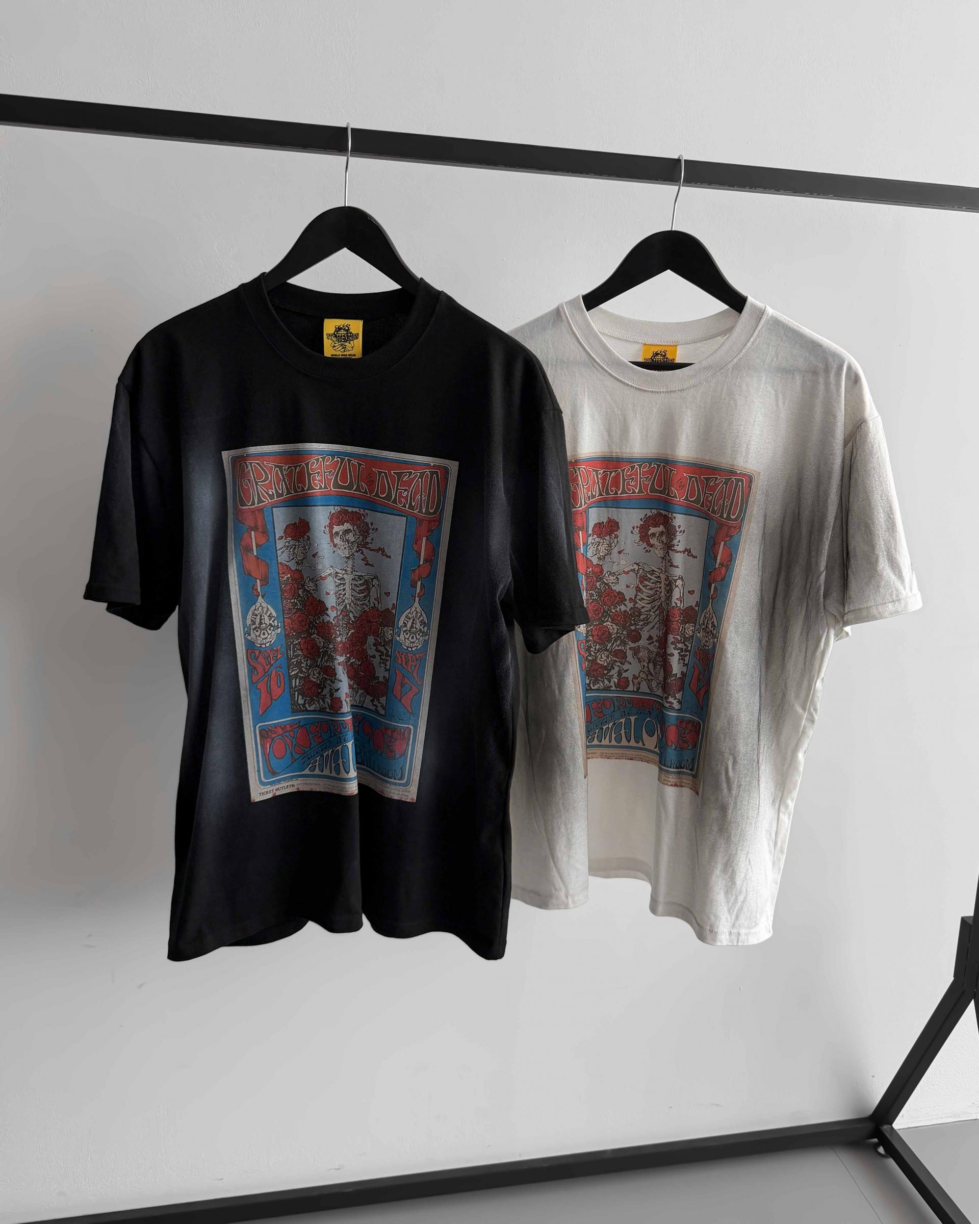 Skull dirty over half t