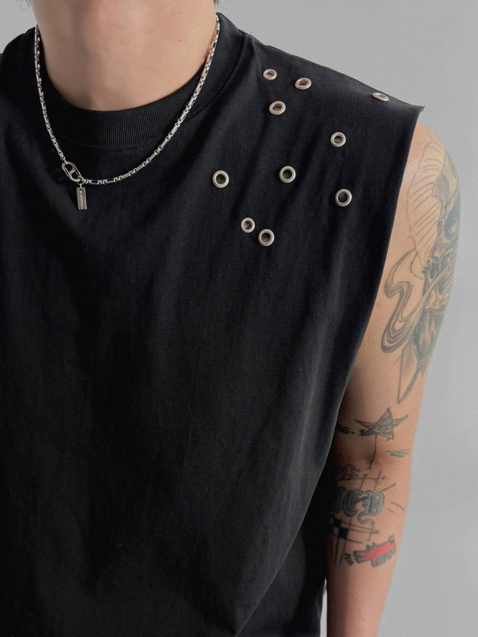 Eyelet shoulder crop sleeveless