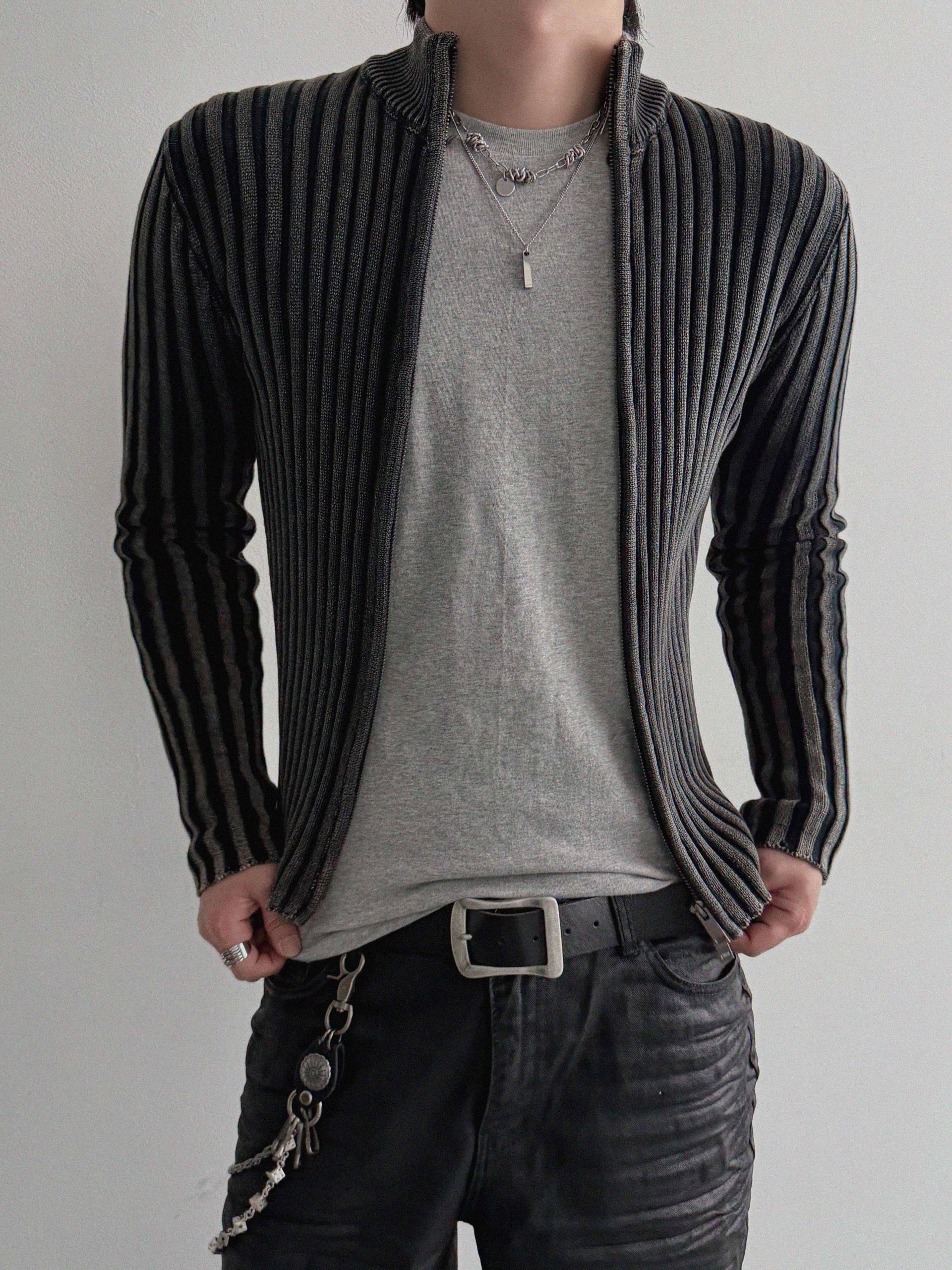 Pigment ribbed muscle knit zip-up