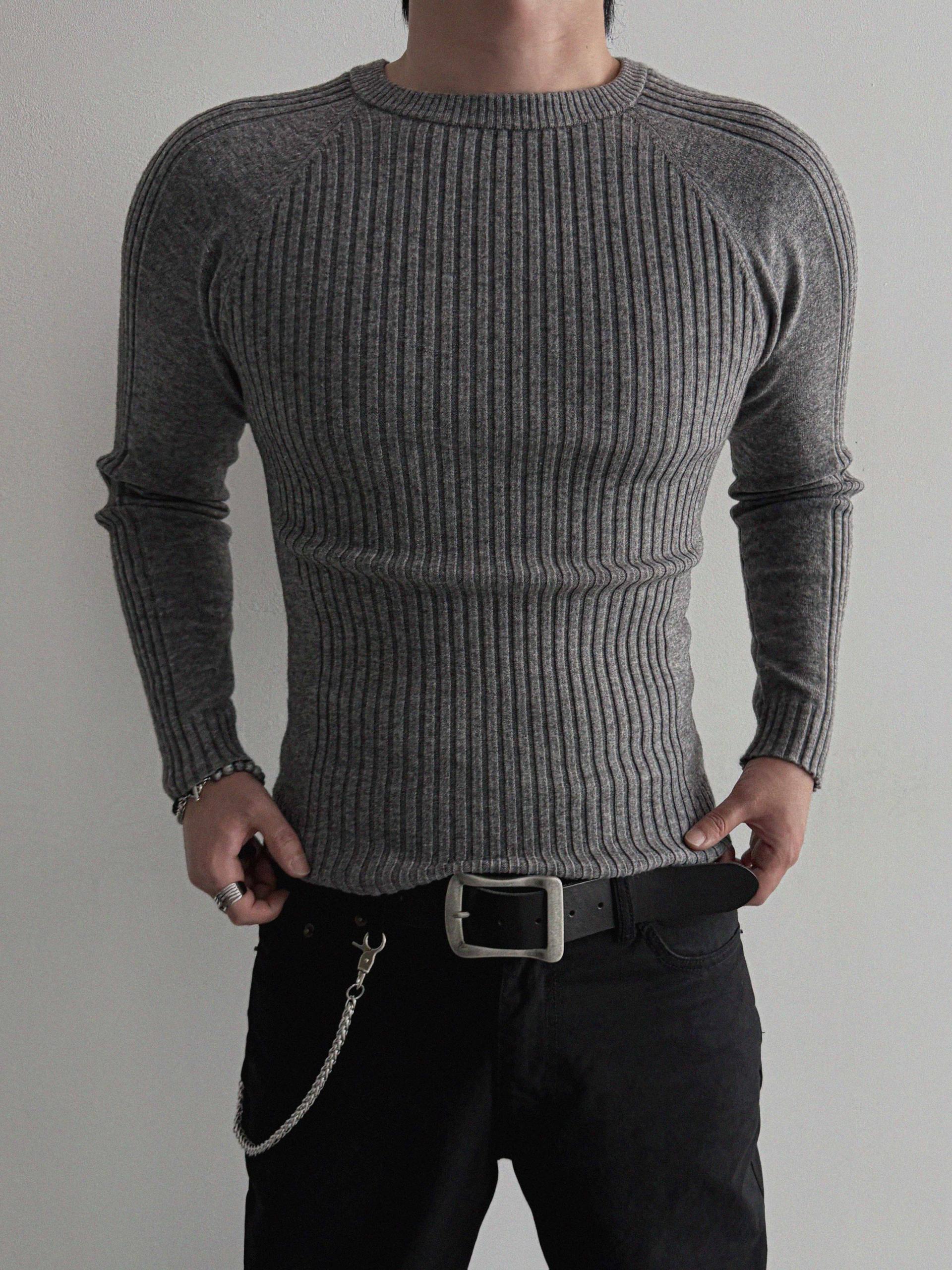 Irregular ribbed raglan muscle knit
