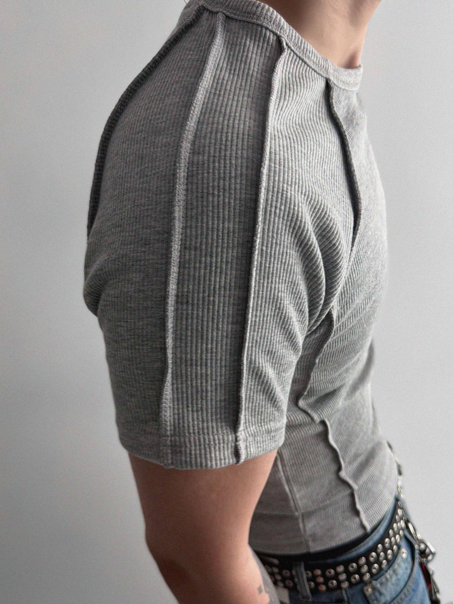 Outside incision ribbed muscle half t