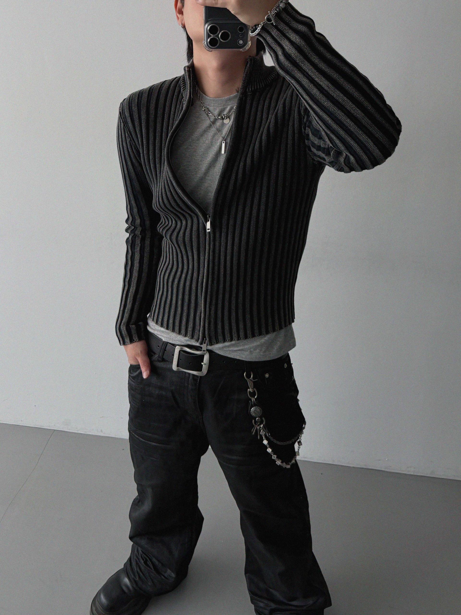 Pigment ribbed muscle knit zip-up