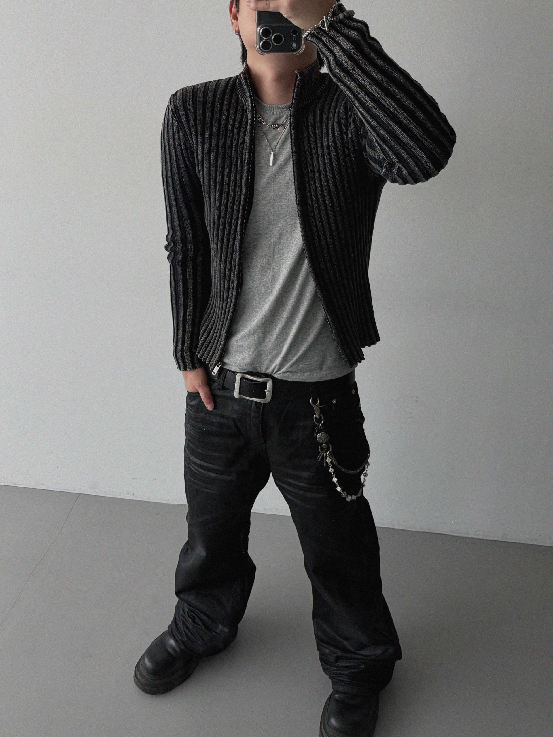 Pigment ribbed muscle knit zip-up