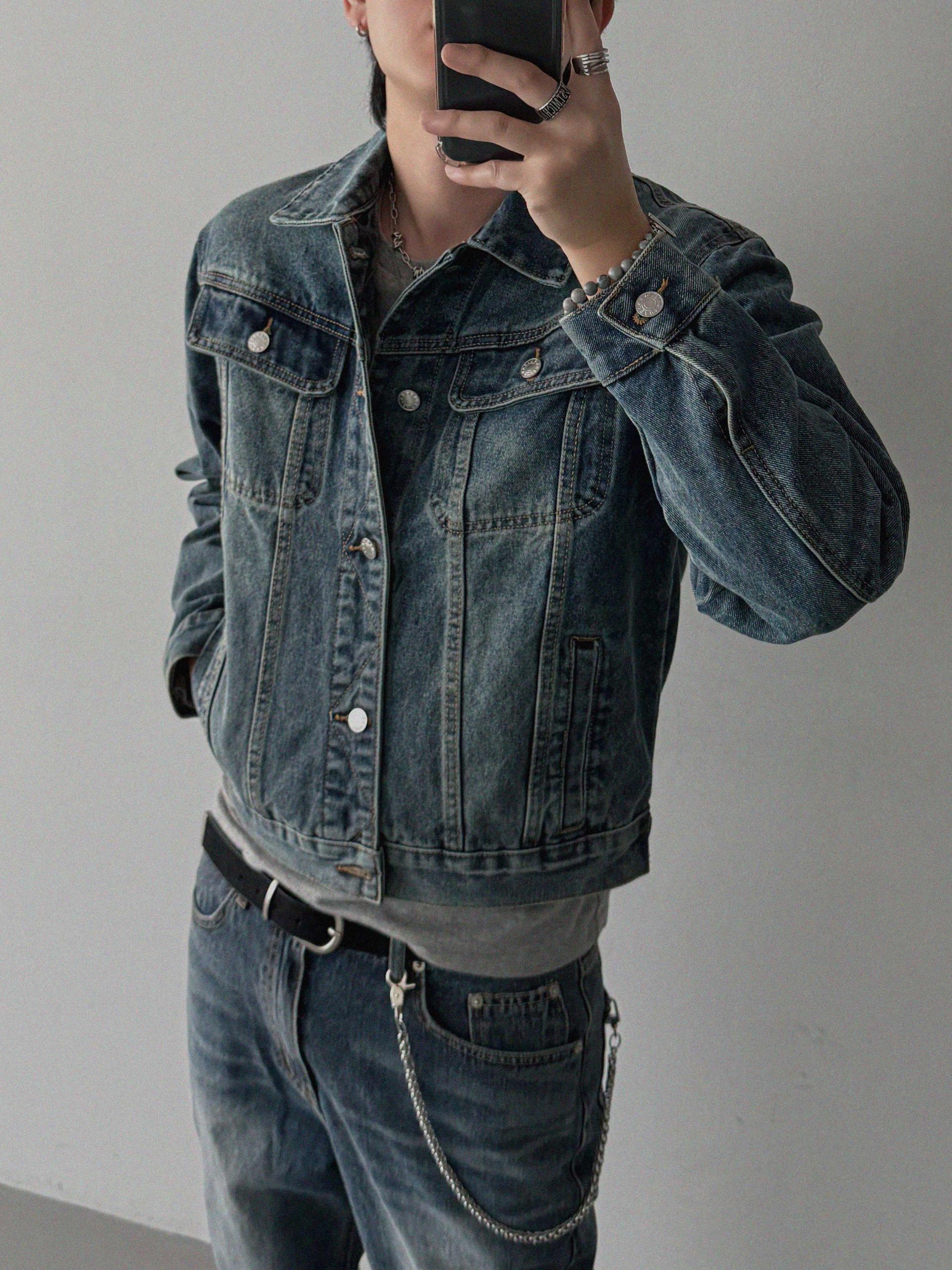 Minimal basic crop denim jacket