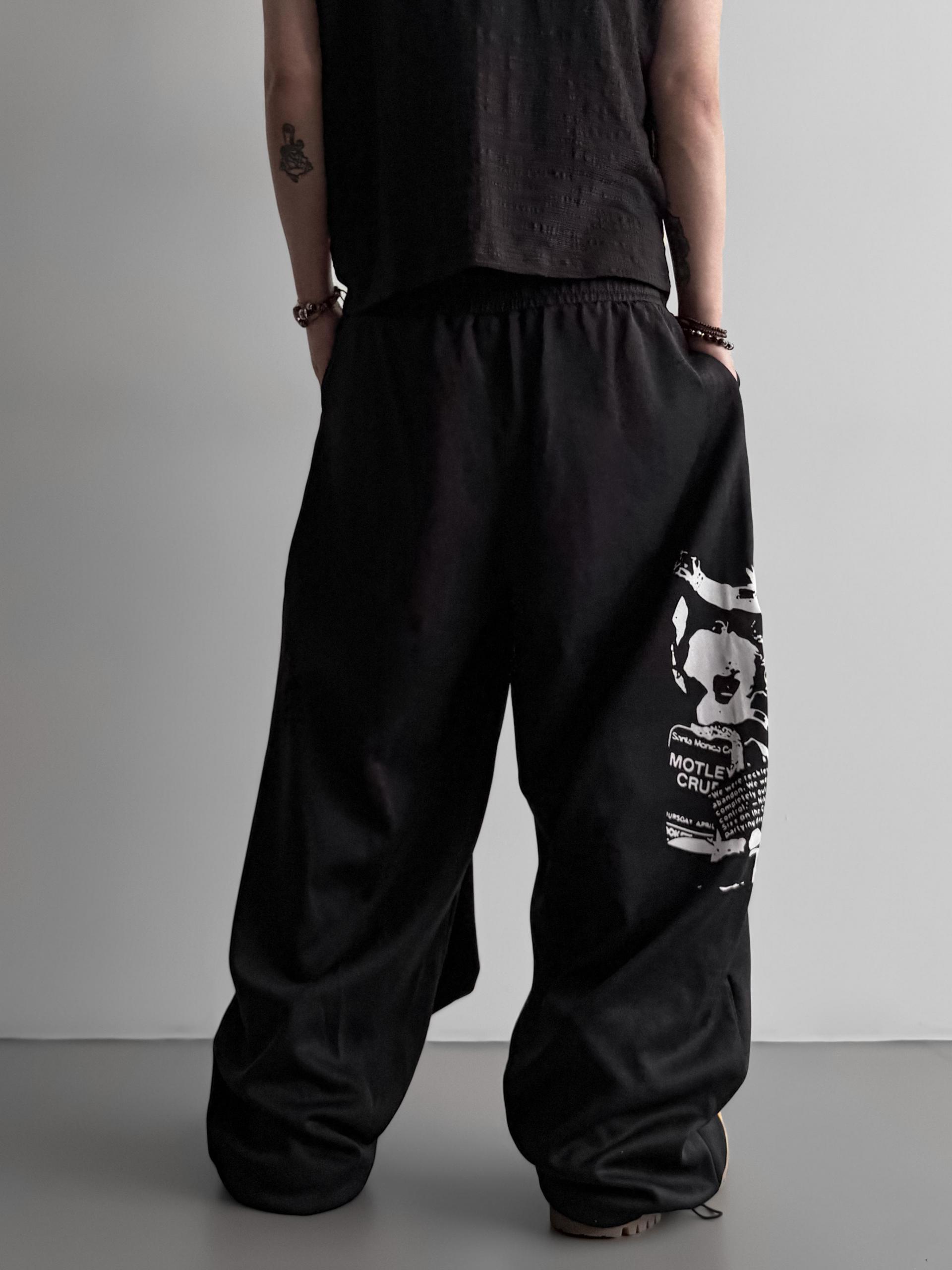 Lettering graphic strap sweat pants