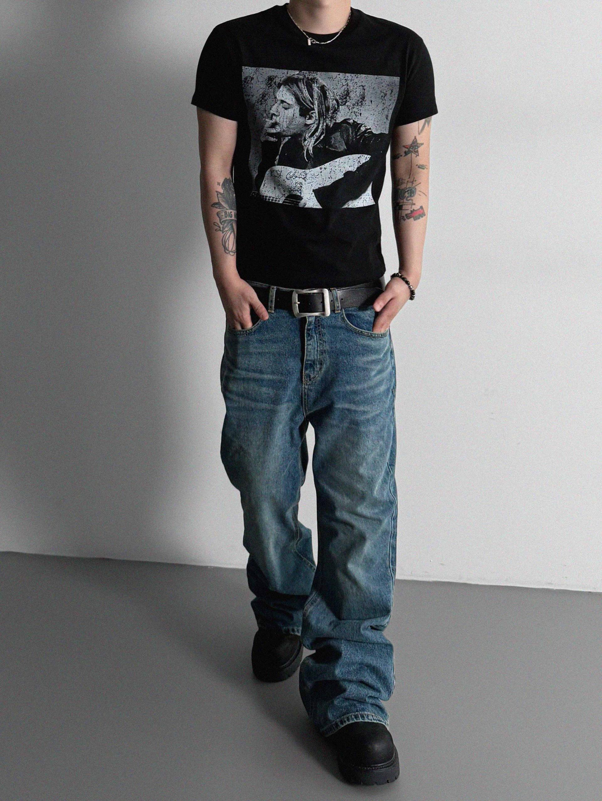 Cut printed muscle half t