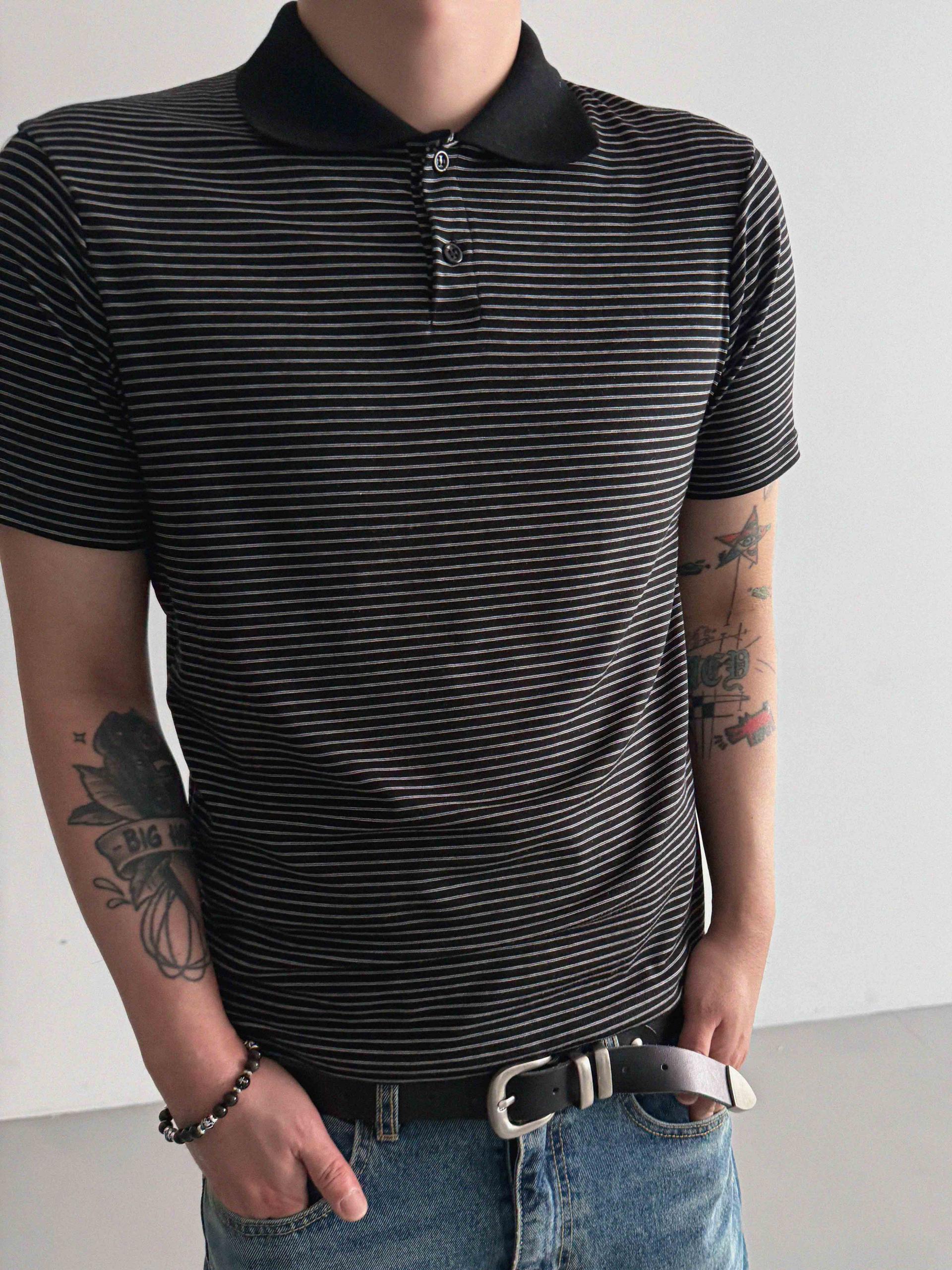 Cult collar half t