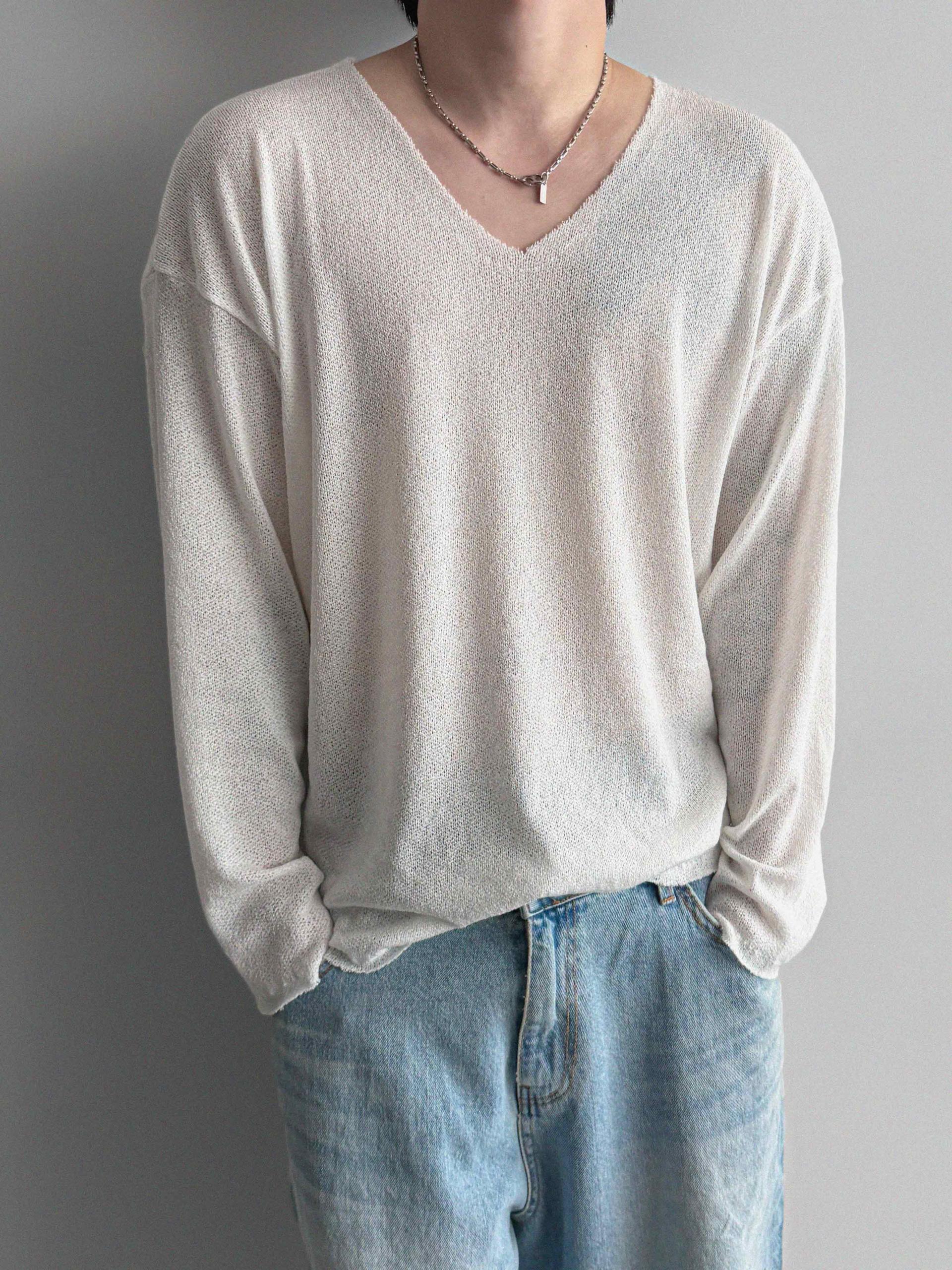 Linen v neck cut out knit