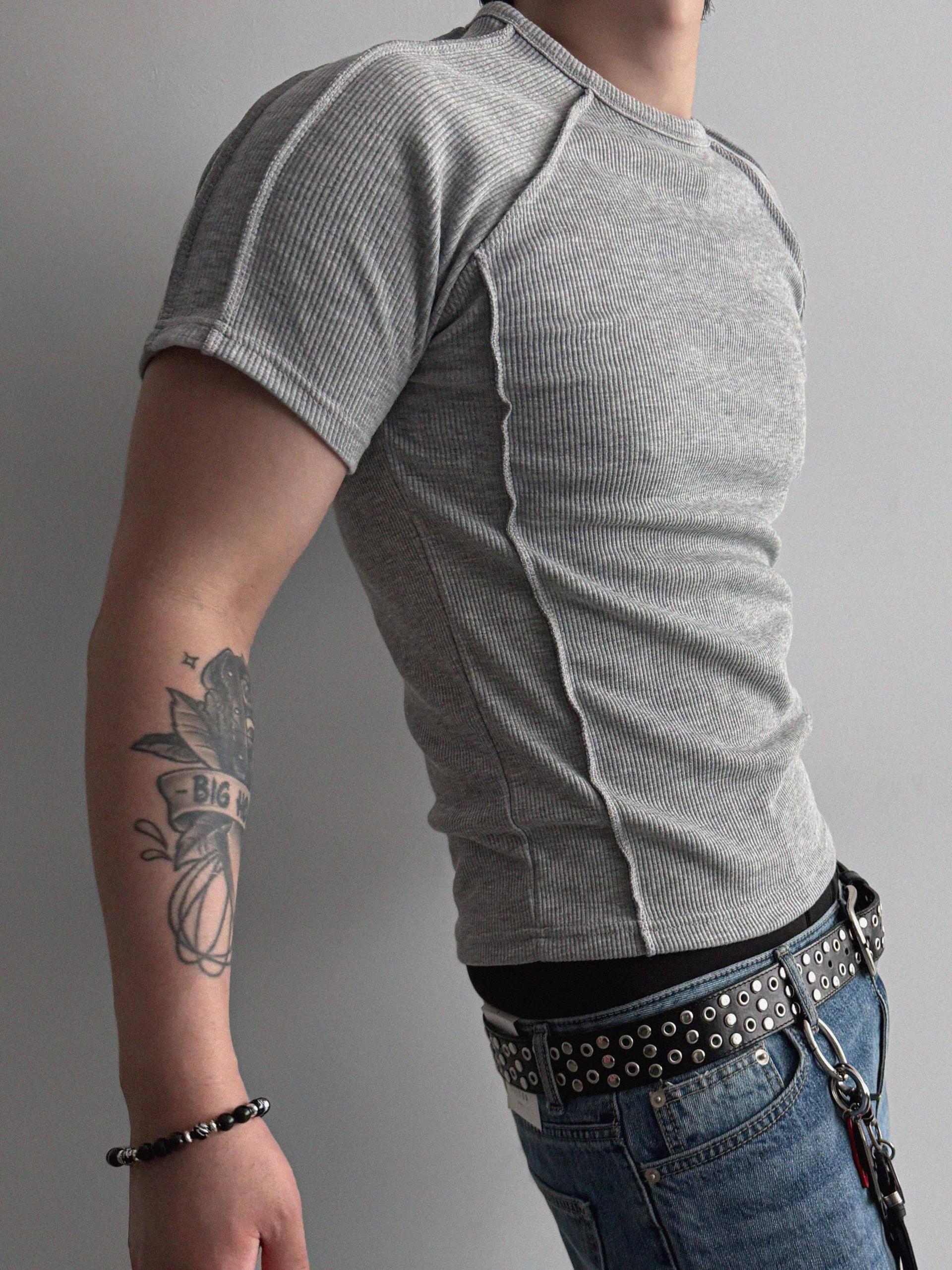 Outside incision ribbed muscle half t