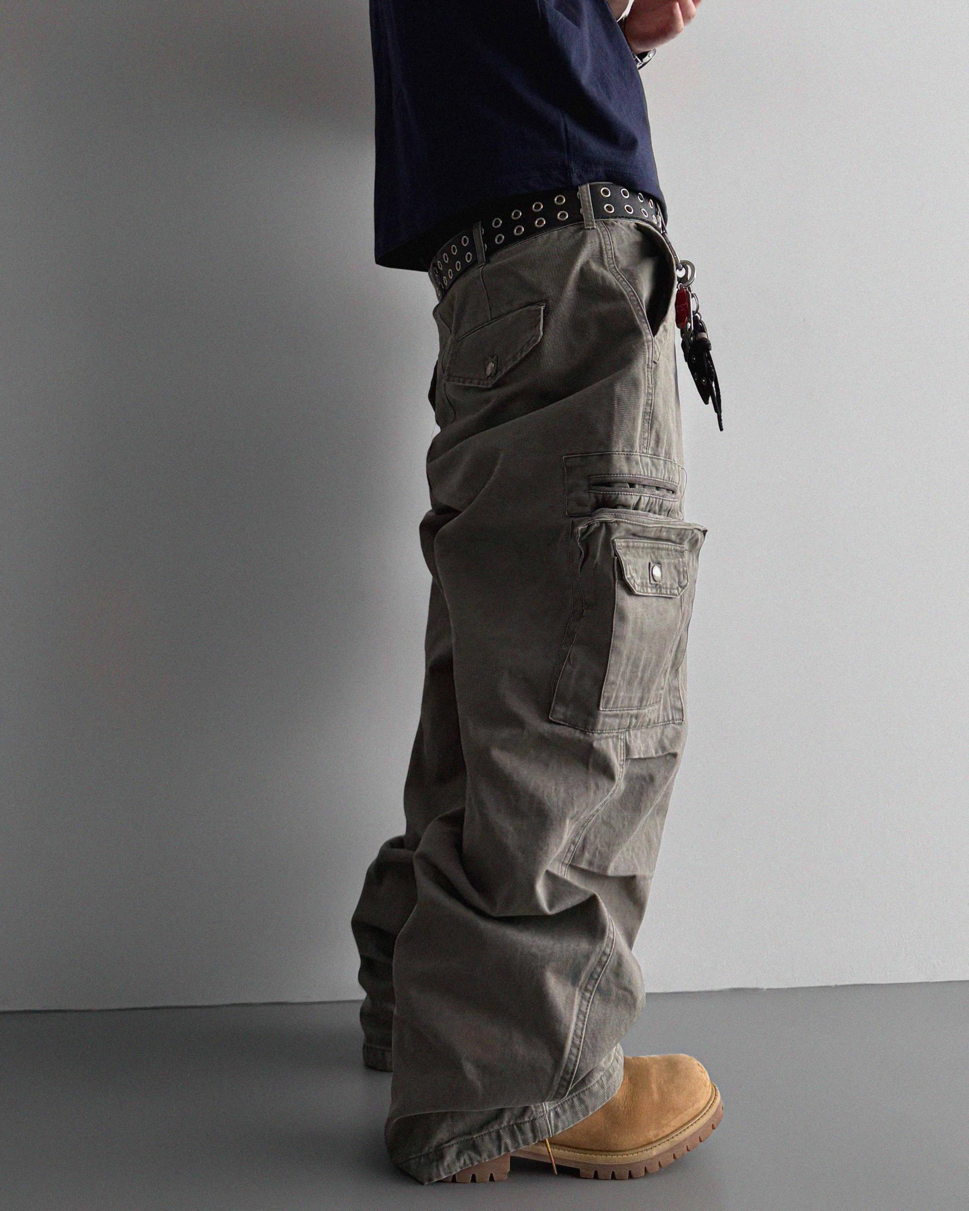 Field burton cargo pants