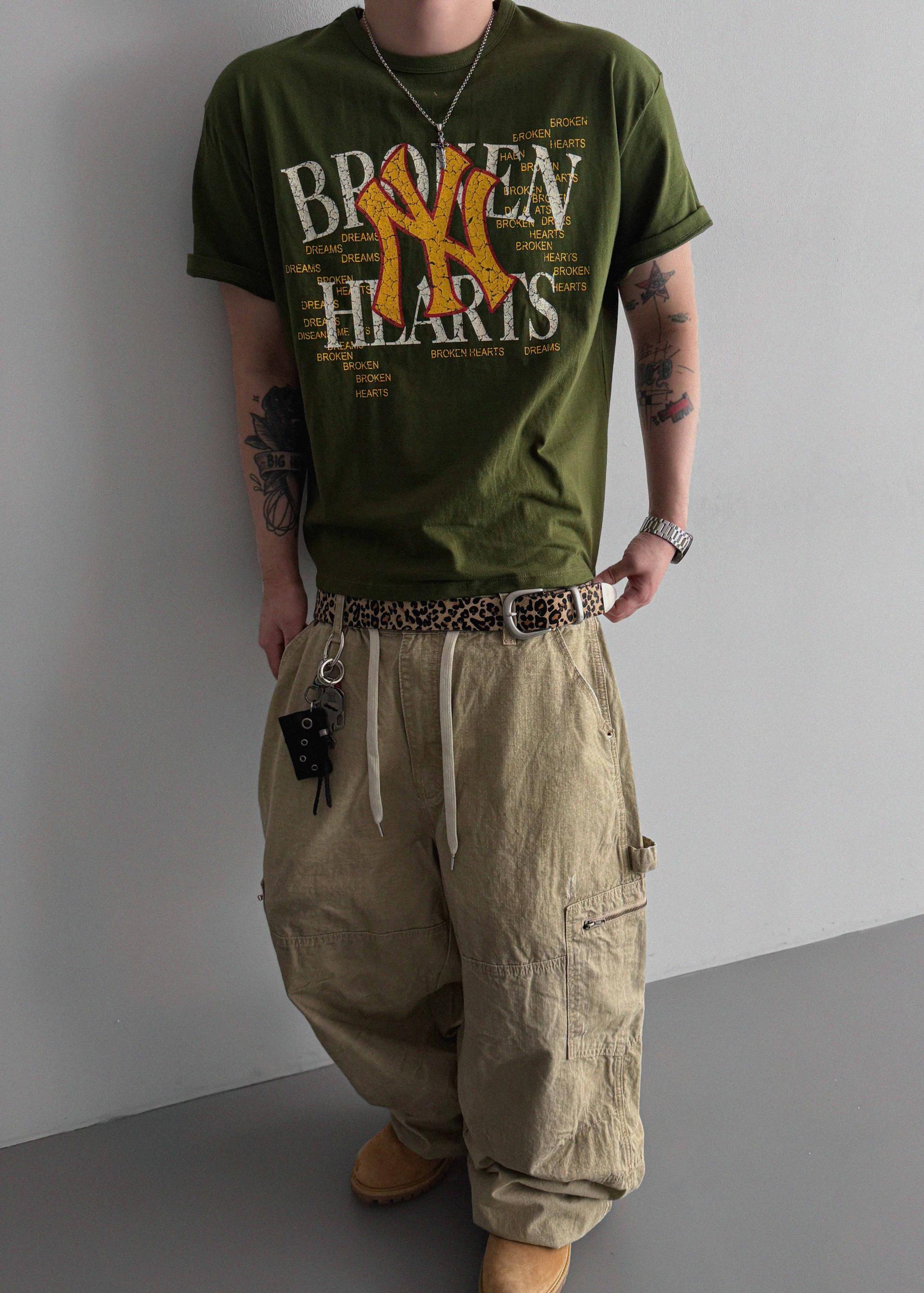 Broken crop half t