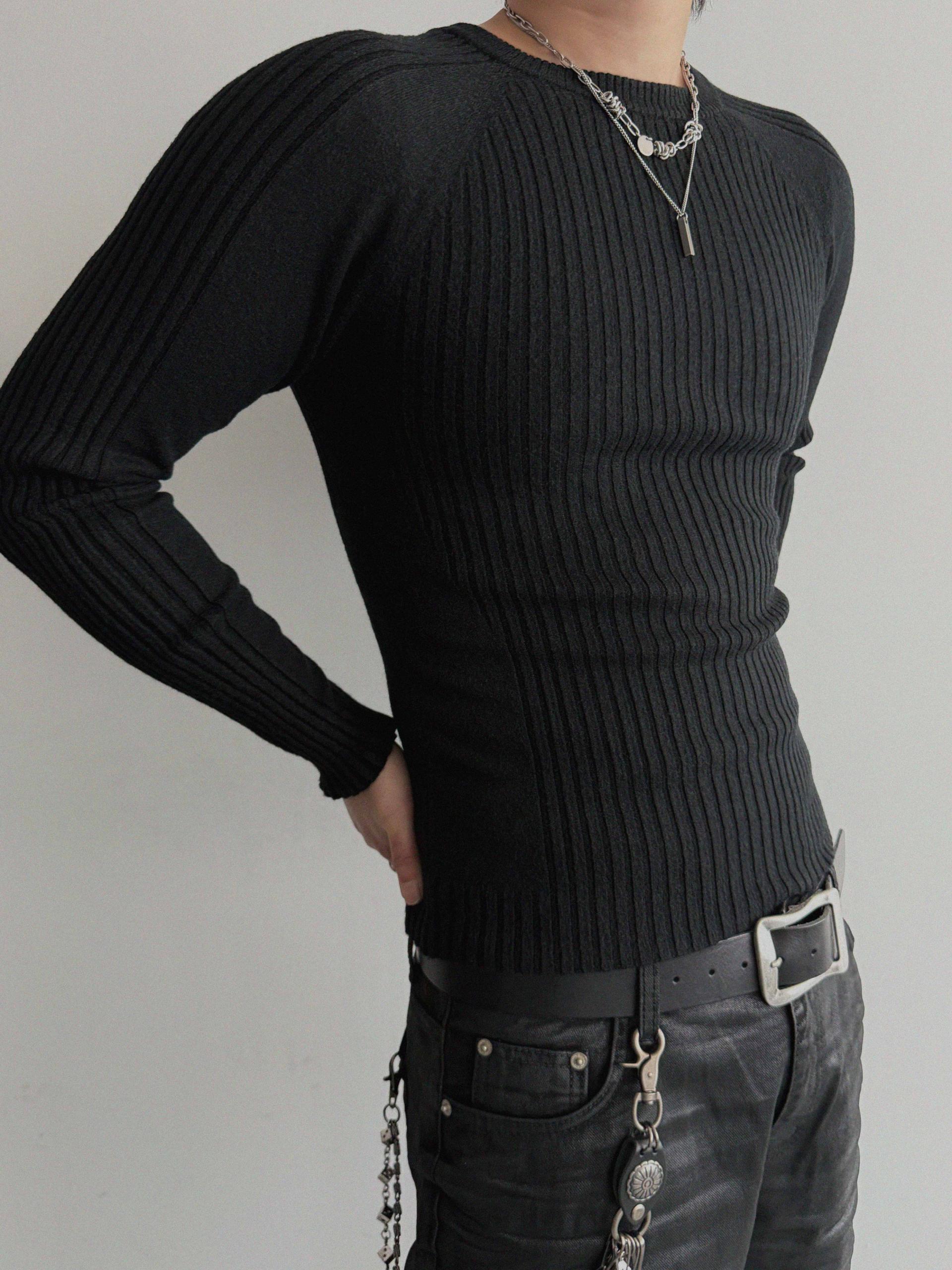 Irregular ribbed raglan muscle knit