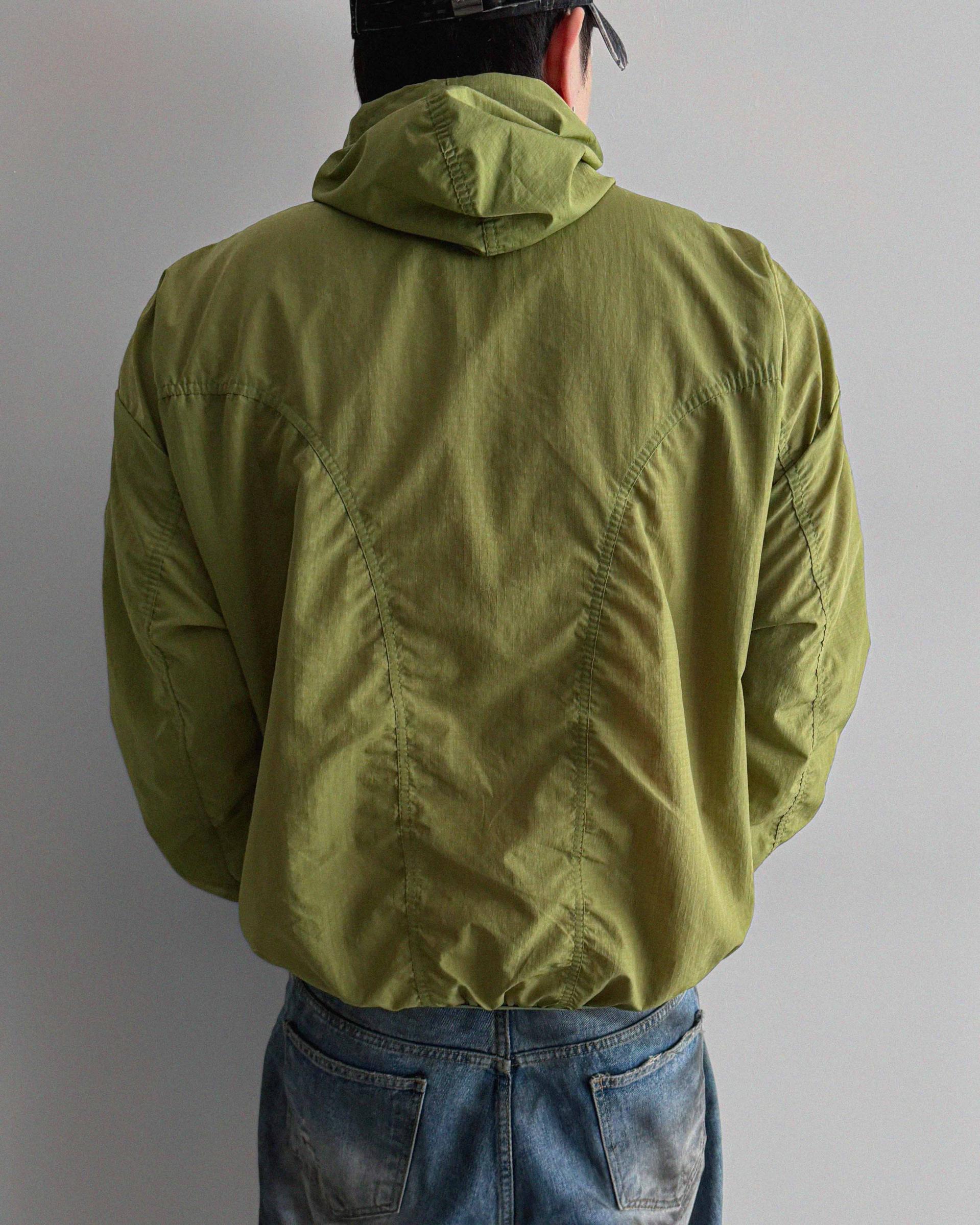 Core shirring waterproof hooded jacket