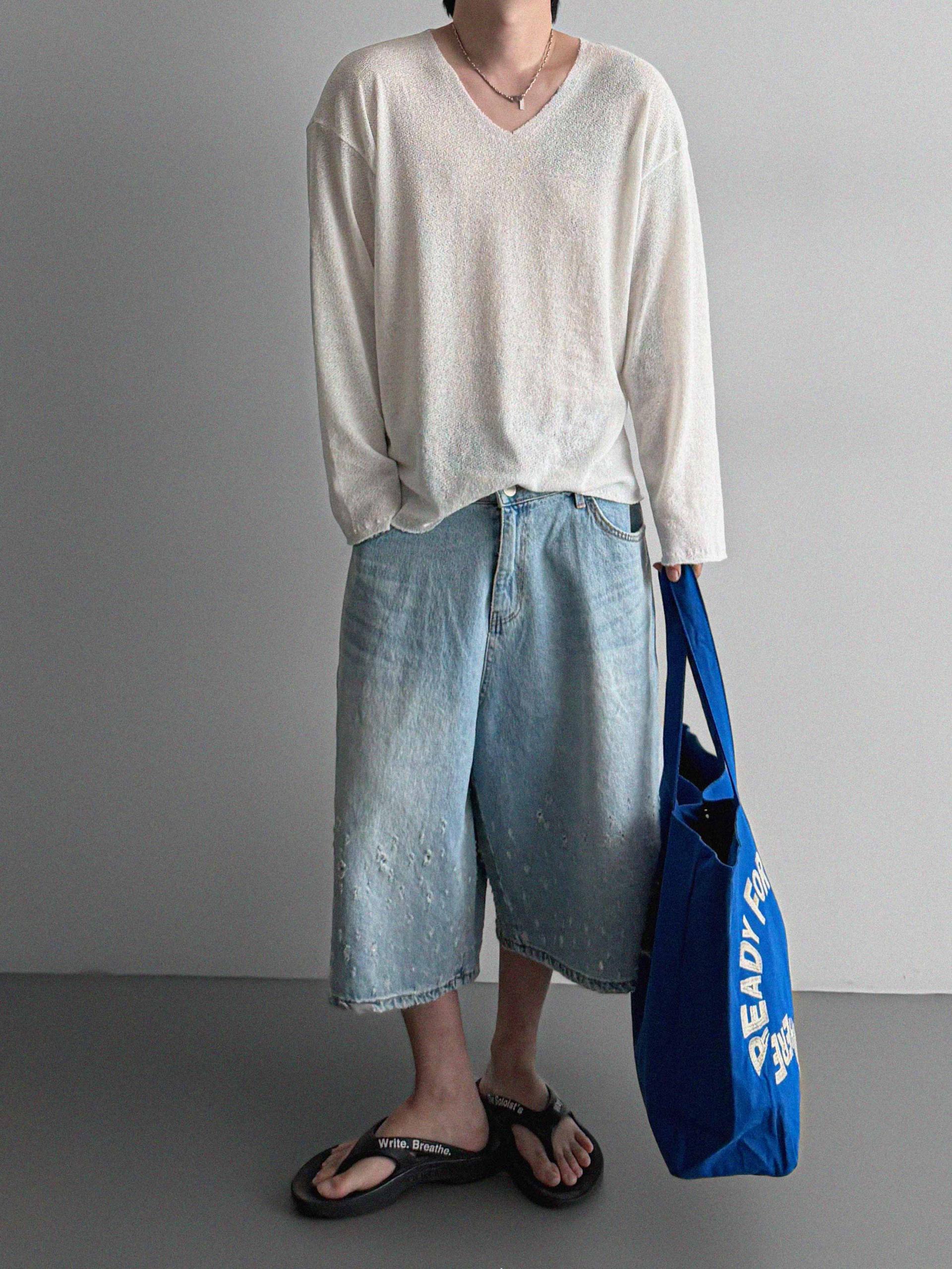 Linen v neck cut out knit