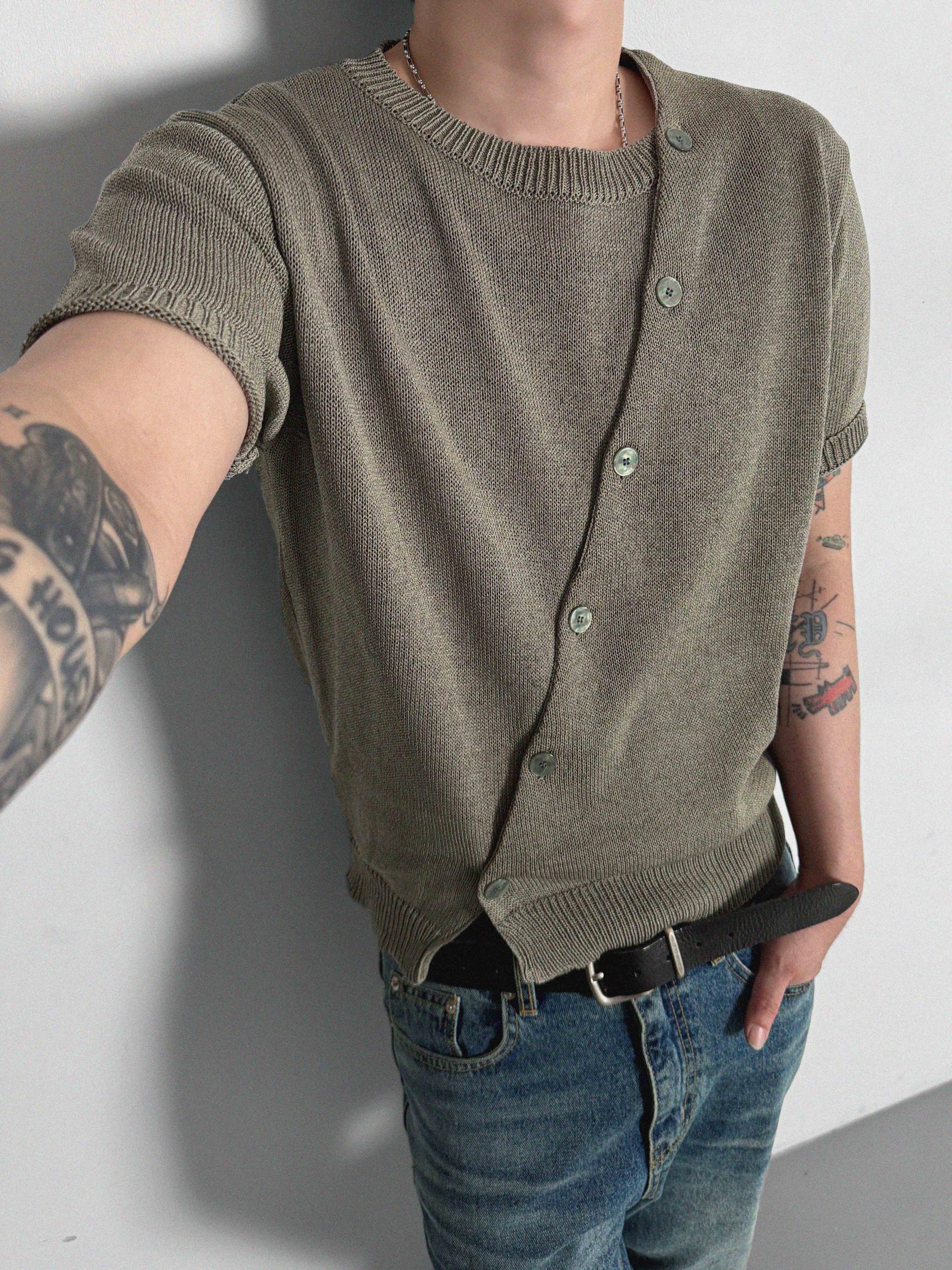 Slit button linen knit