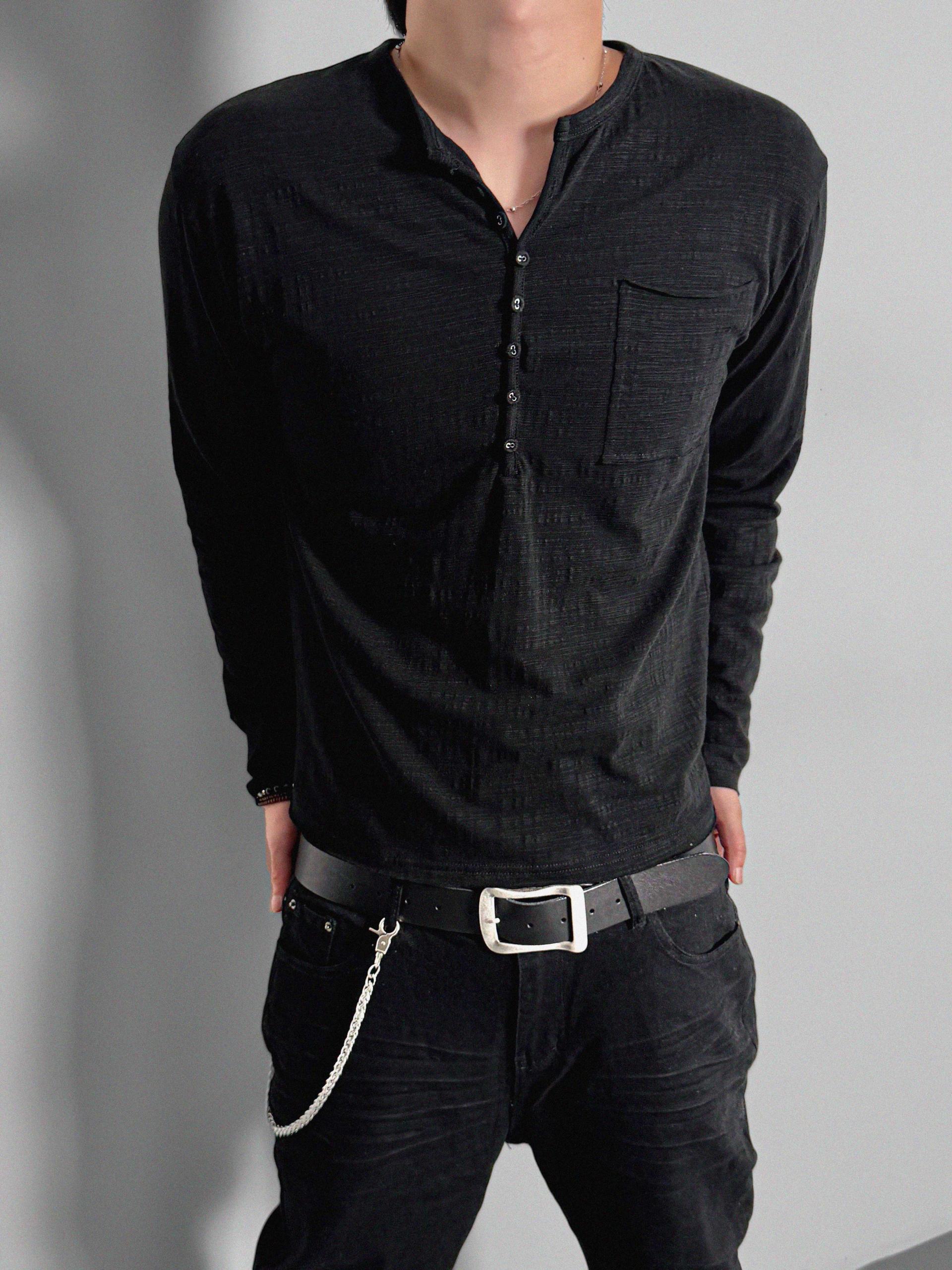 Button slub henley neck slim t