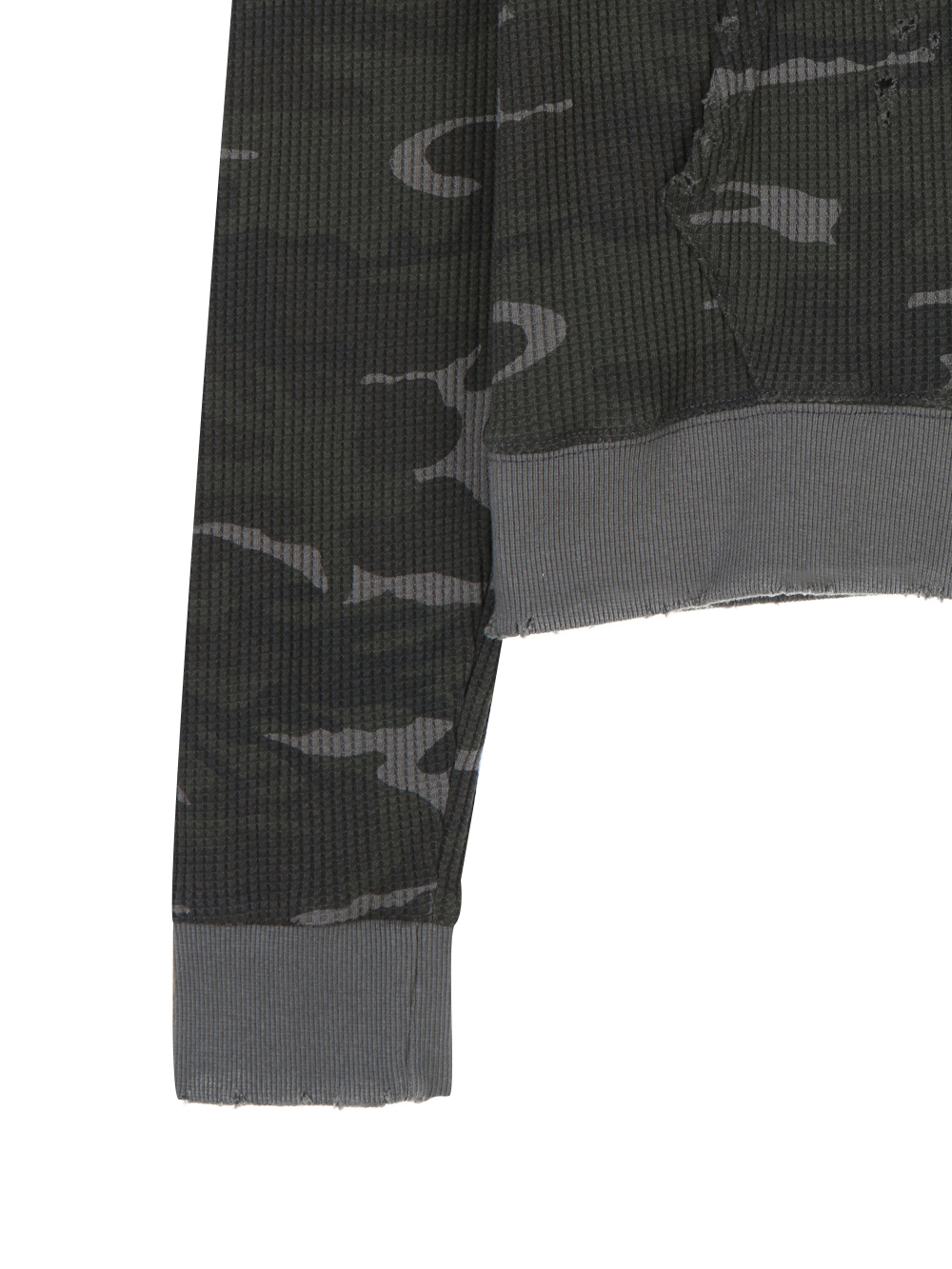 Destroyed camo crop hood zip-up