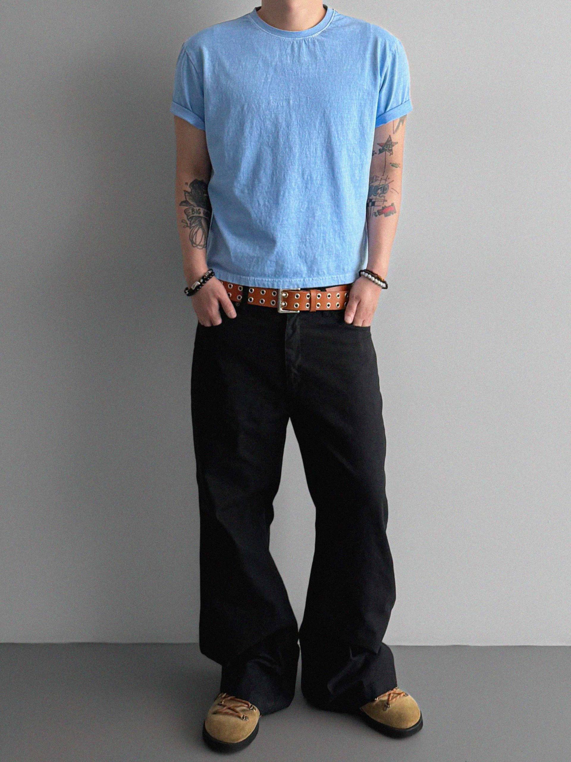 Fade pigment crop half t