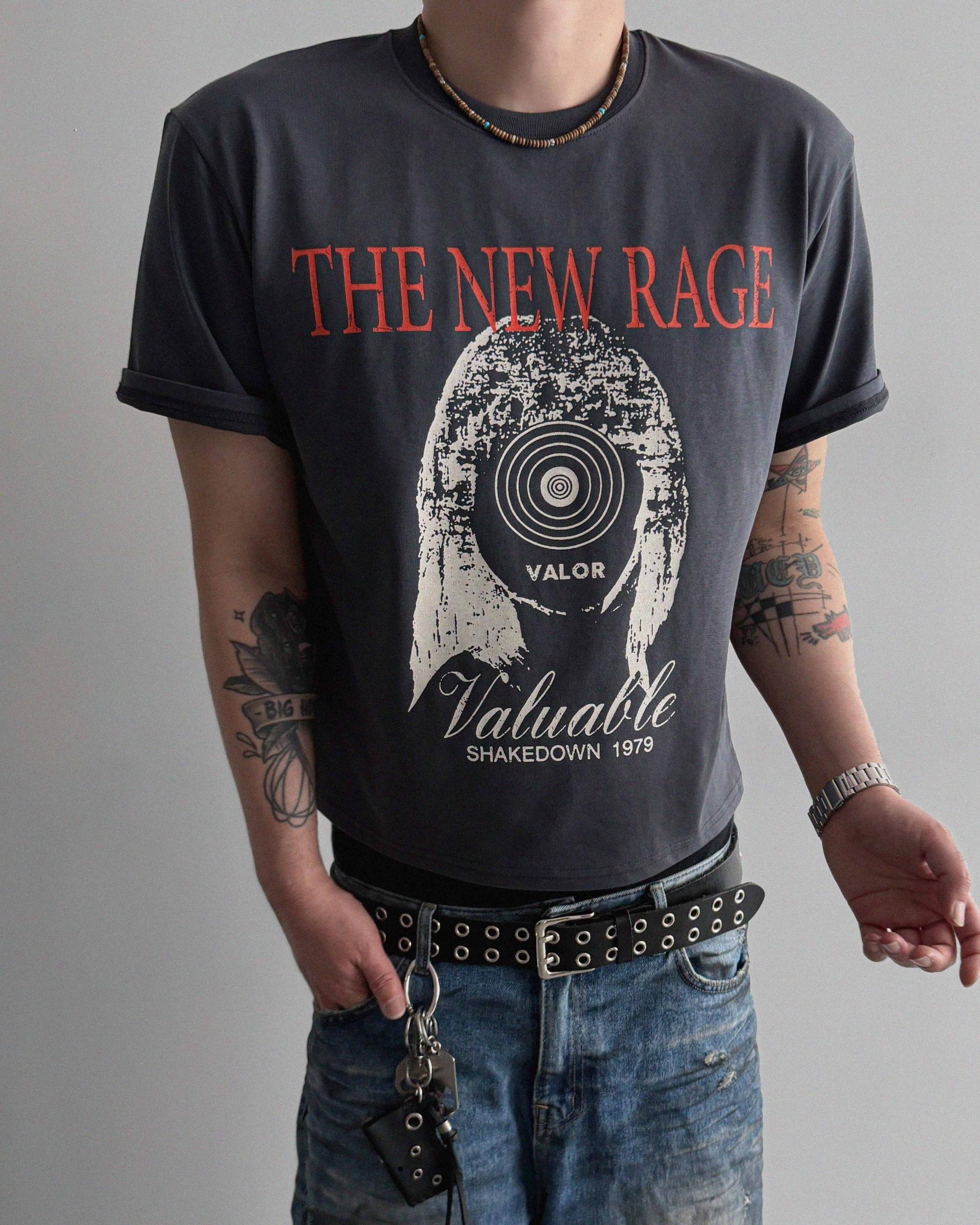 New rage crop half t