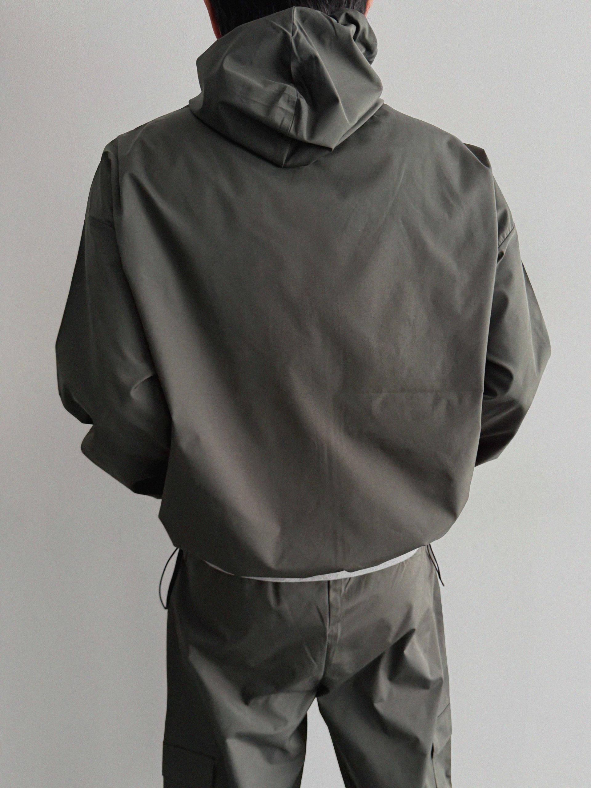 Space set-up [Wind breaker & Cargo pants]