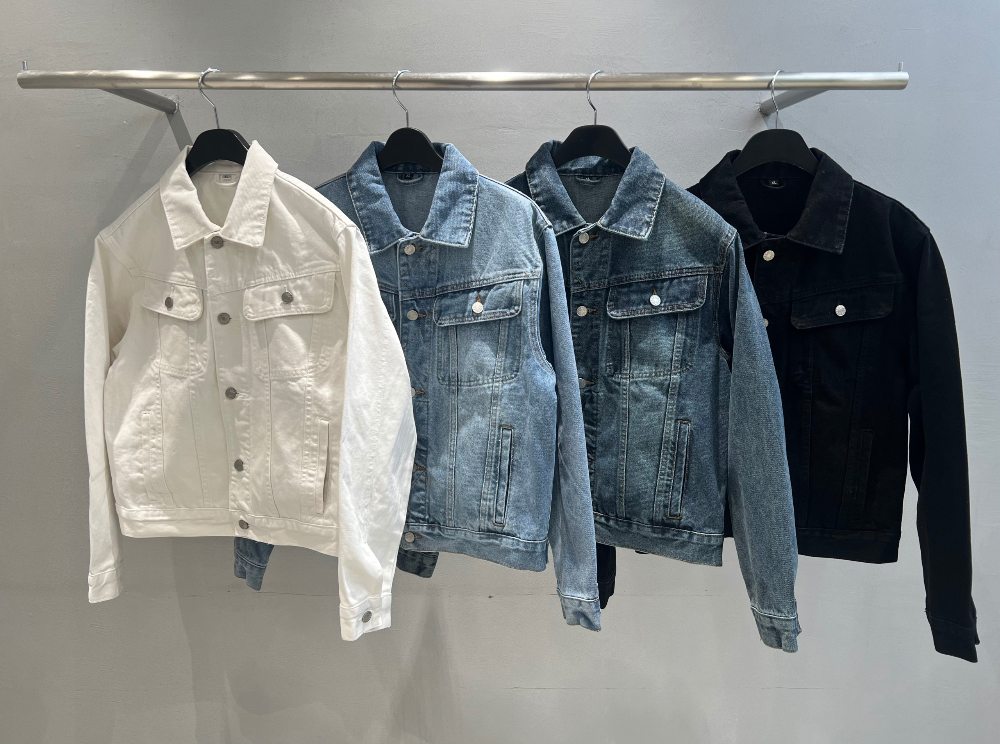 Minimal basic crop denim jacket