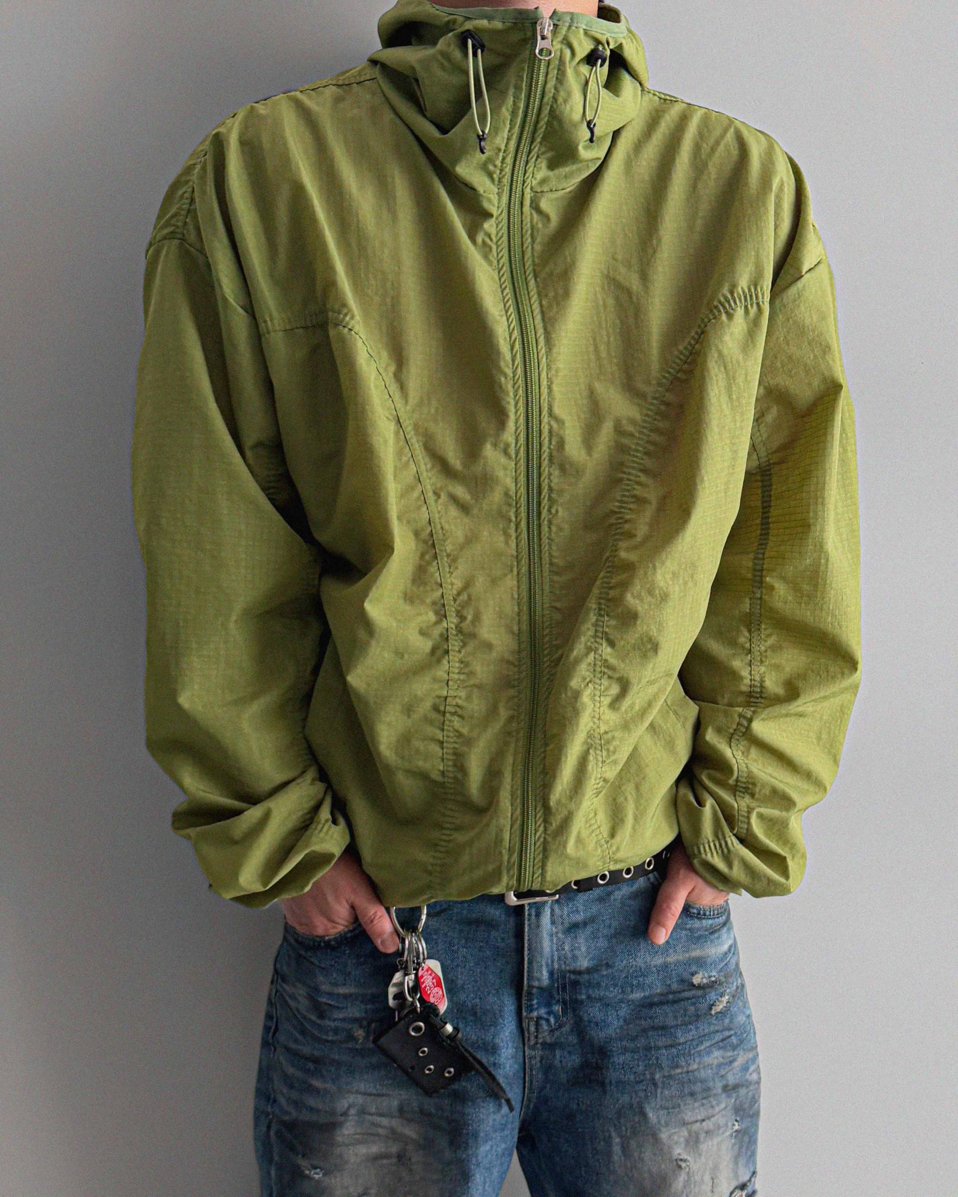 Core shirring waterproof hooded jacket