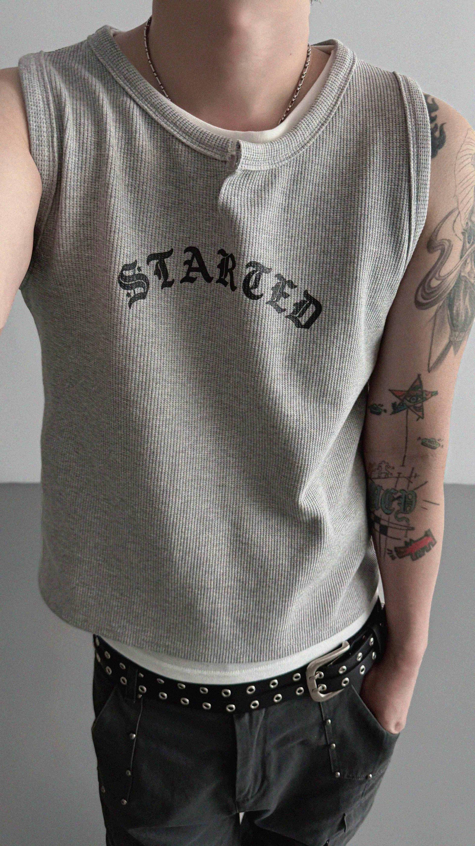 Lettering layer waffle crop sleeveless