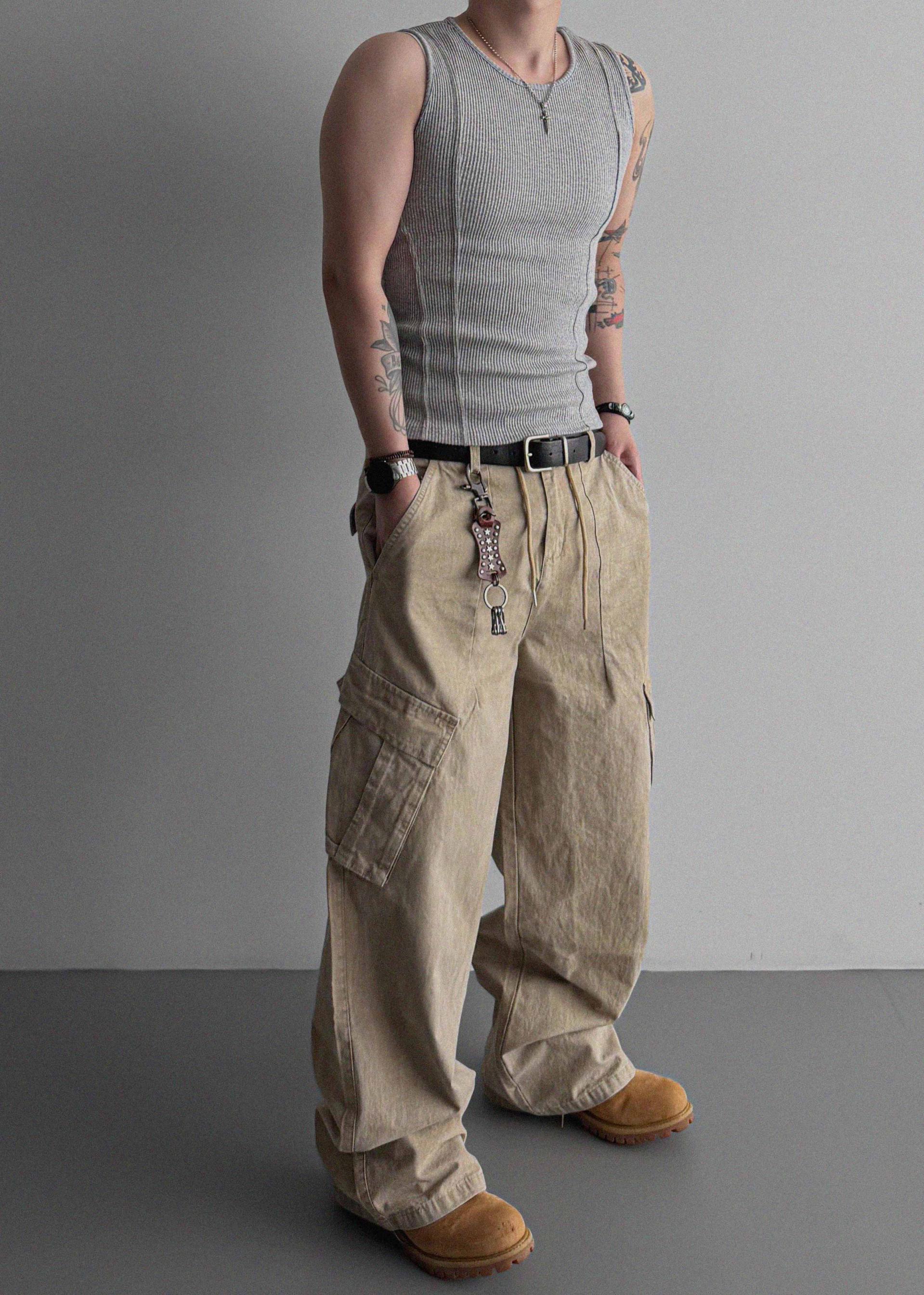 Incision ribbed slim sleeveless