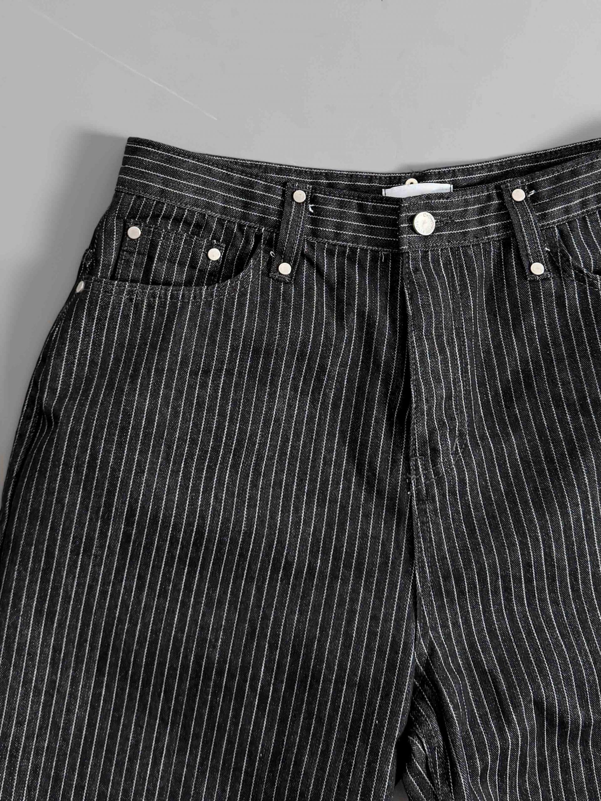 Stripe rivet non-faded pants