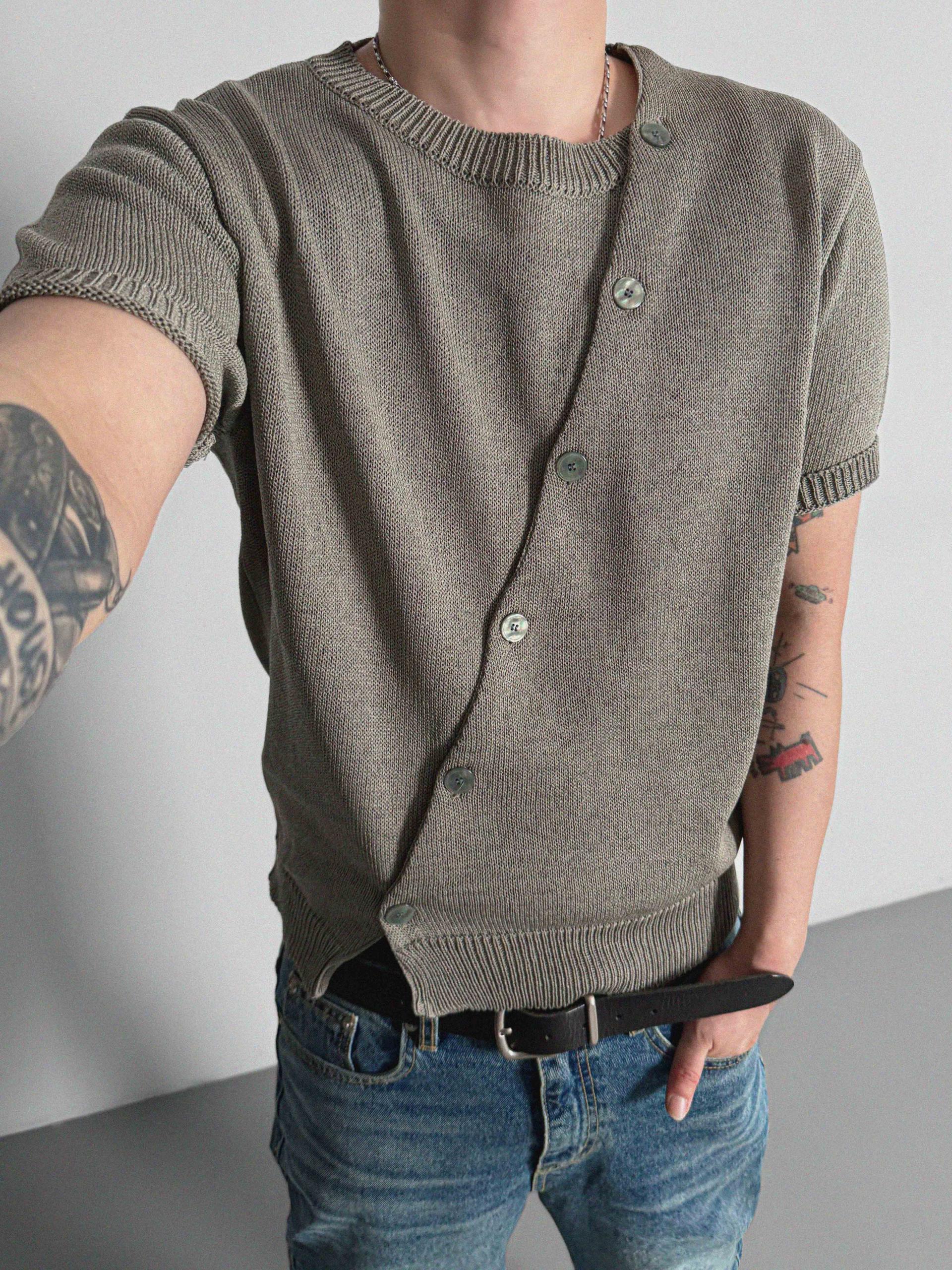 Slit button linen knit