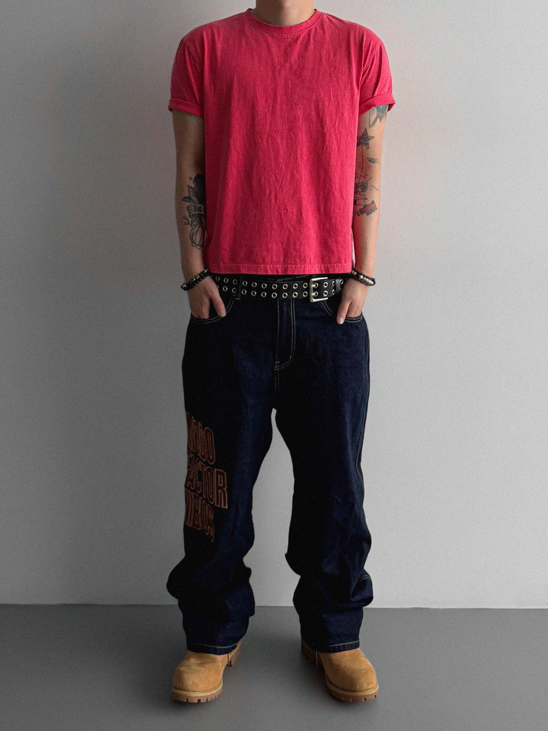 Fade pigment crop half t