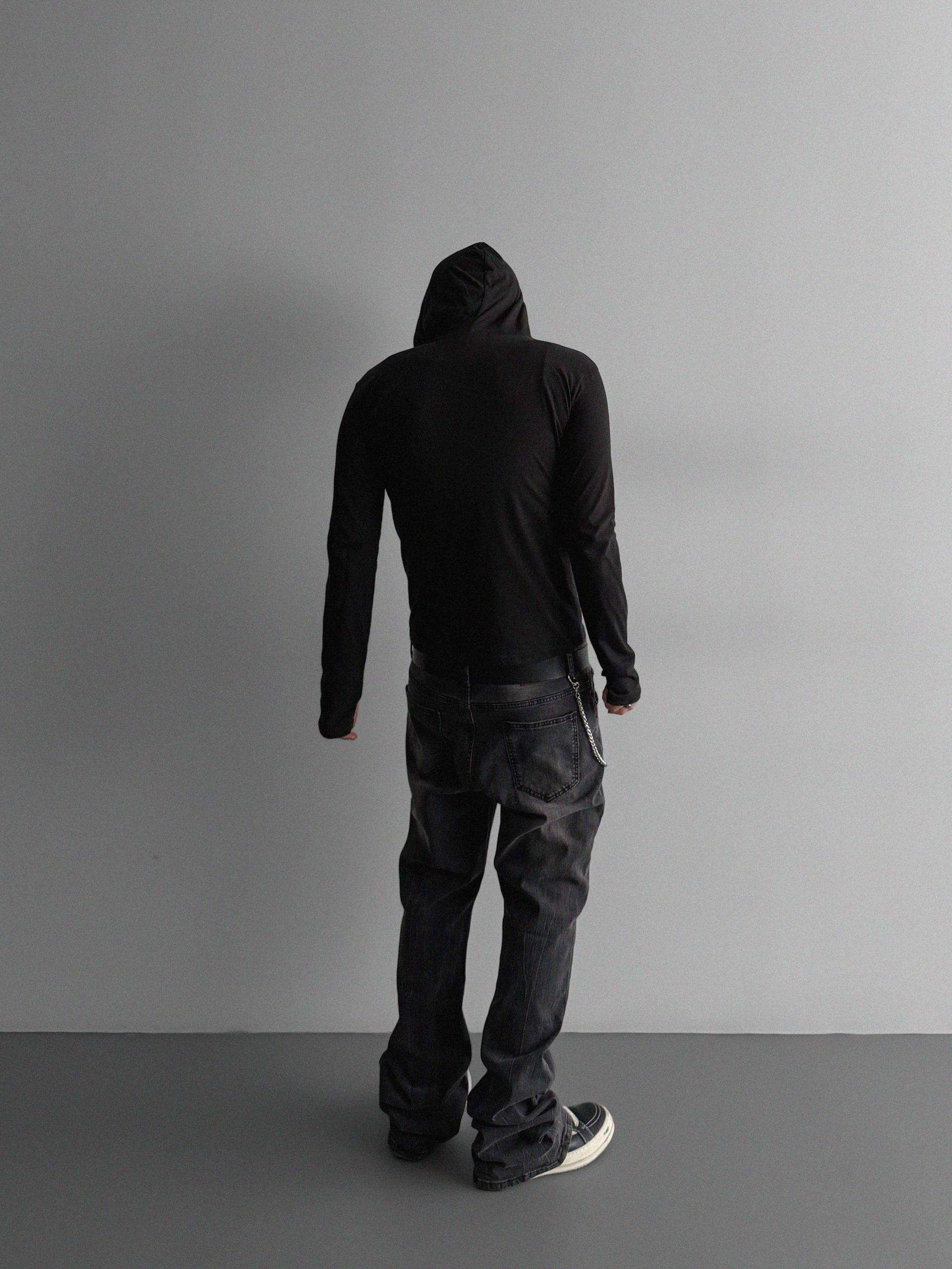 Slack sagging flare black jean