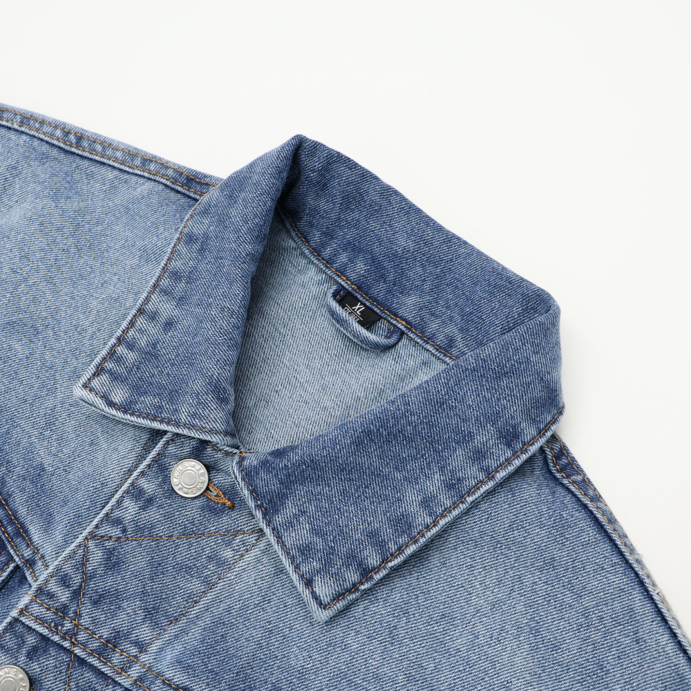 Minimal basic crop denim jacket