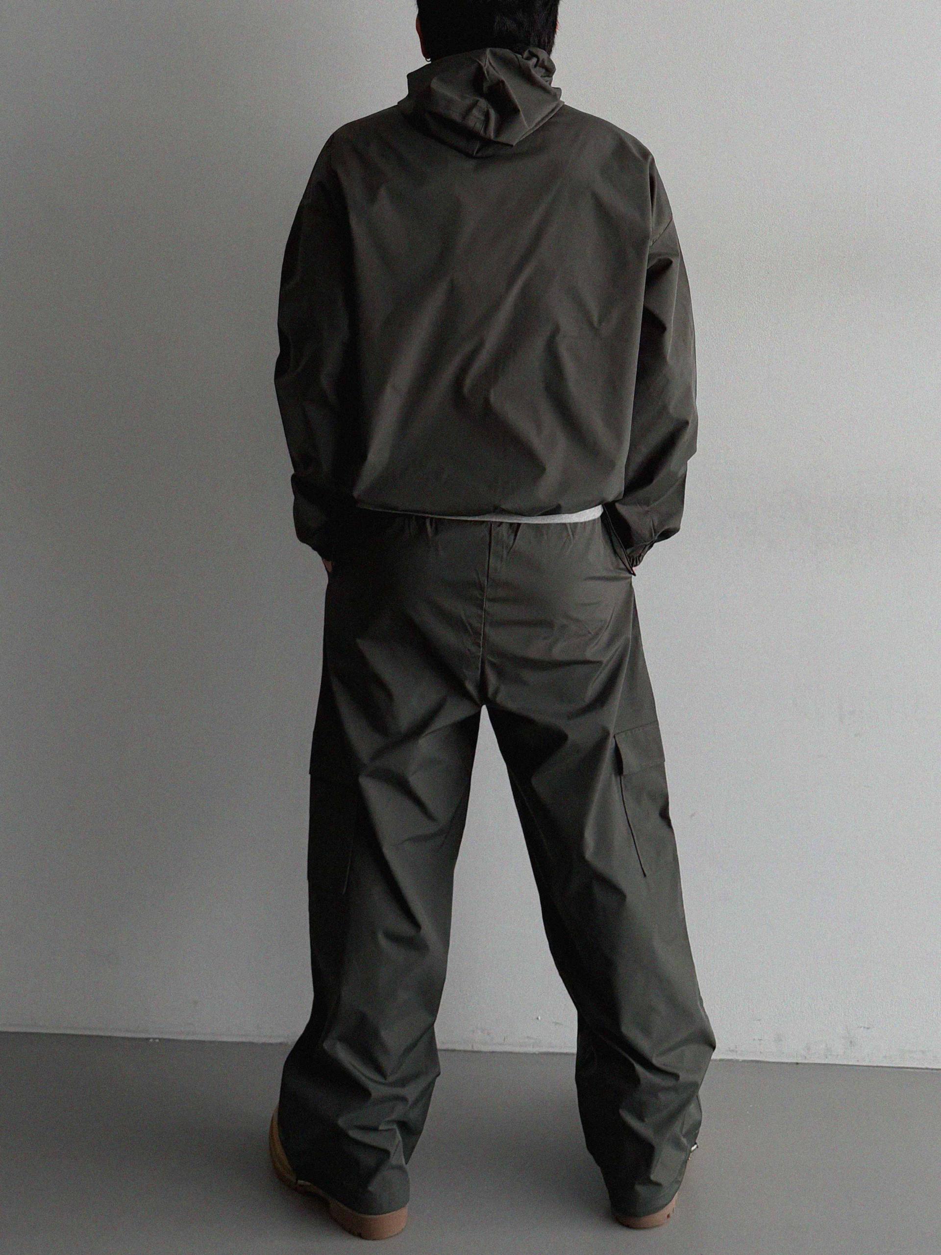Space set-up [Wind breaker & Cargo pants]