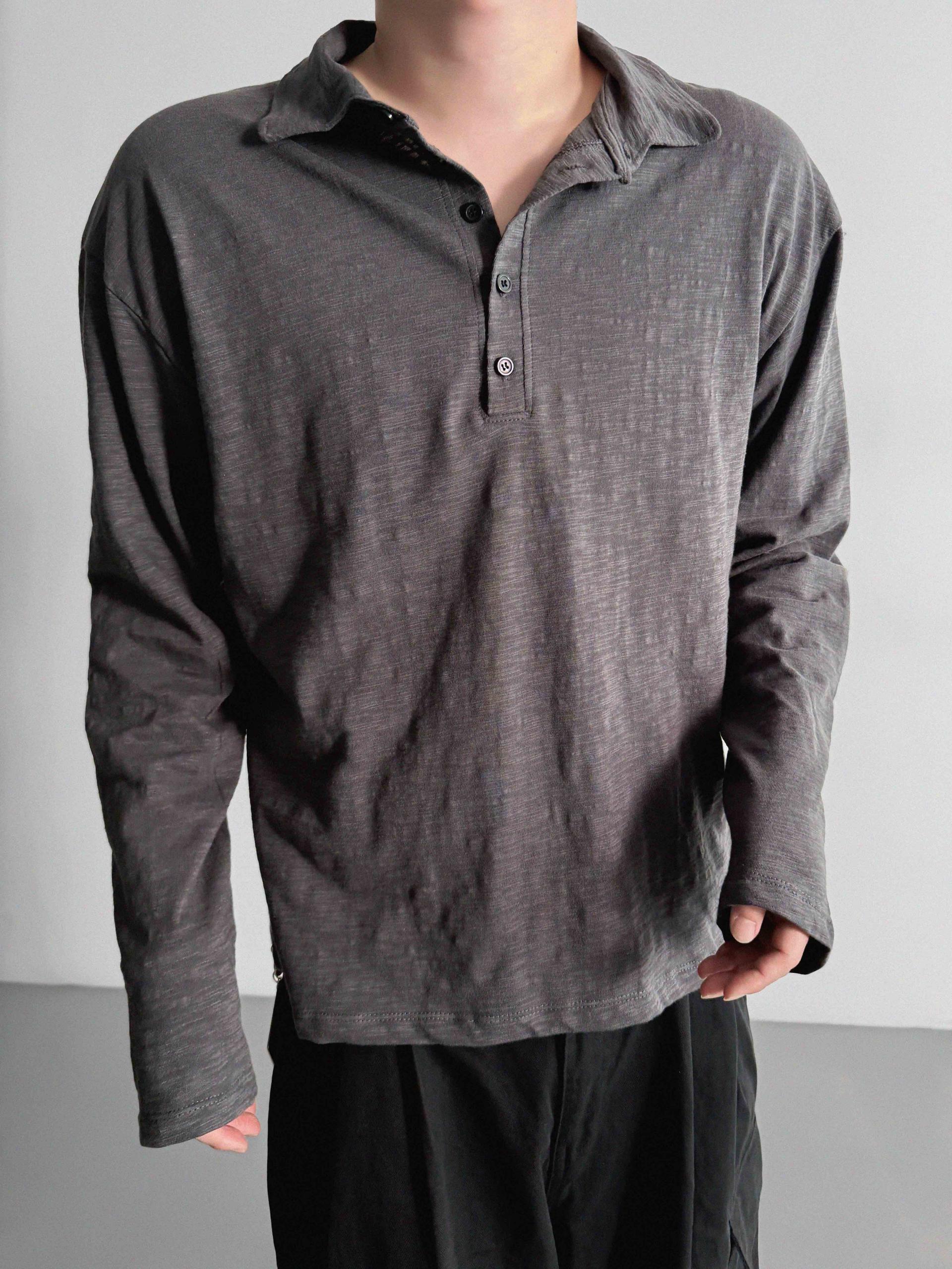 Slab 5 button collar t