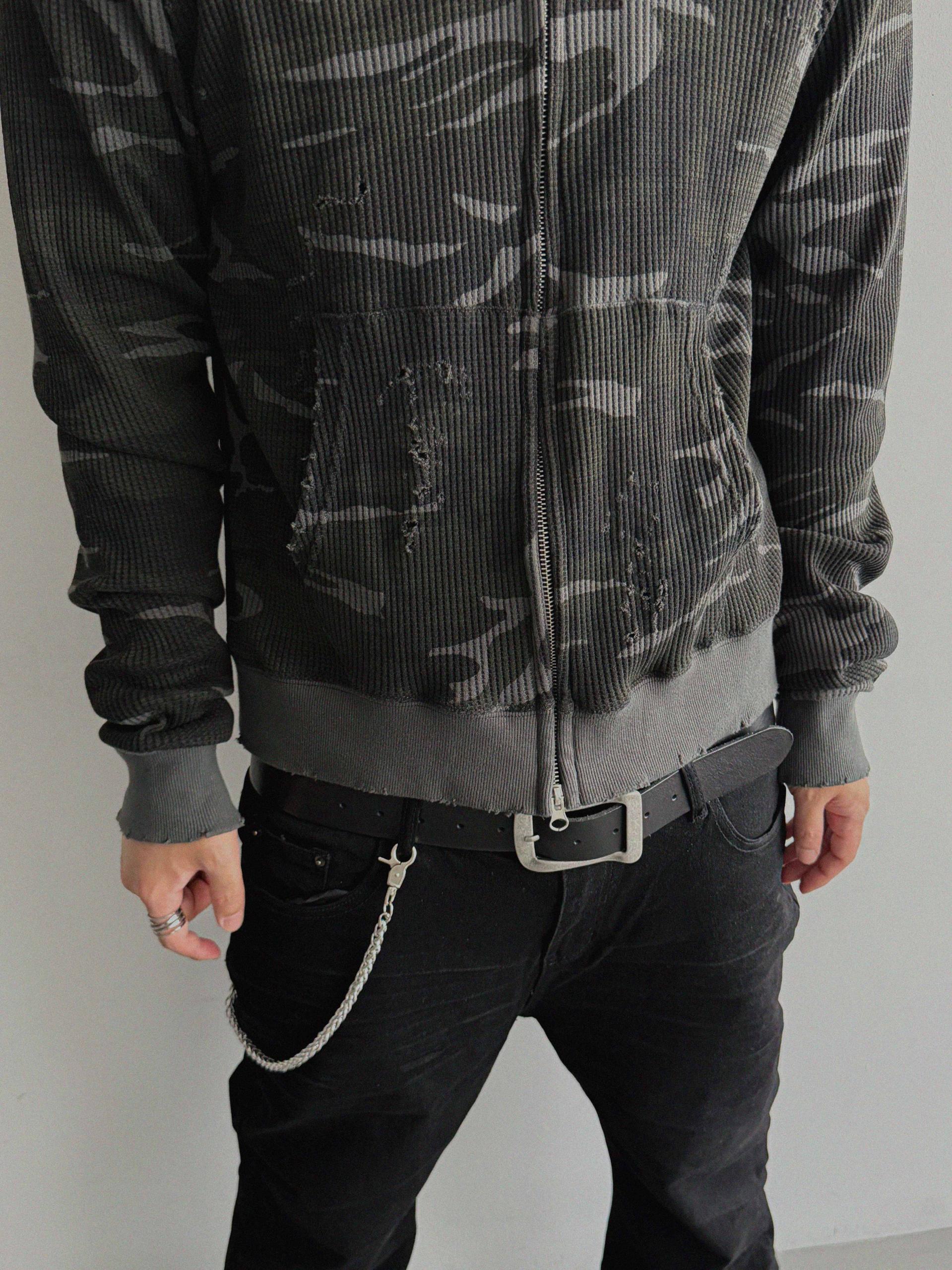 Destroyed camo crop hood zip-up