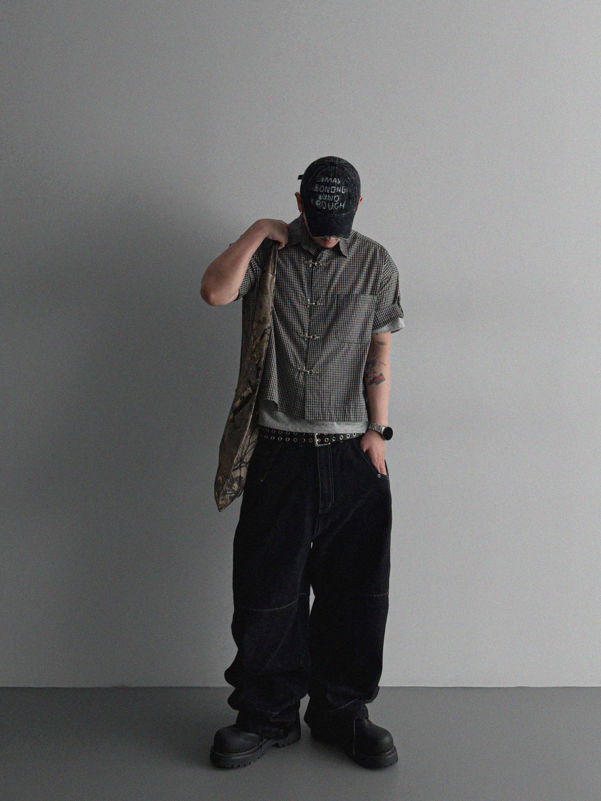 Eyelet pocket balloon denim pants