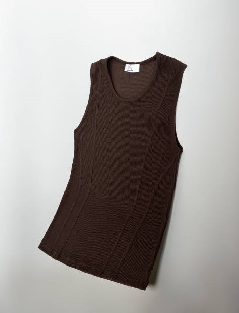 Incision ribbed slim sleeveless