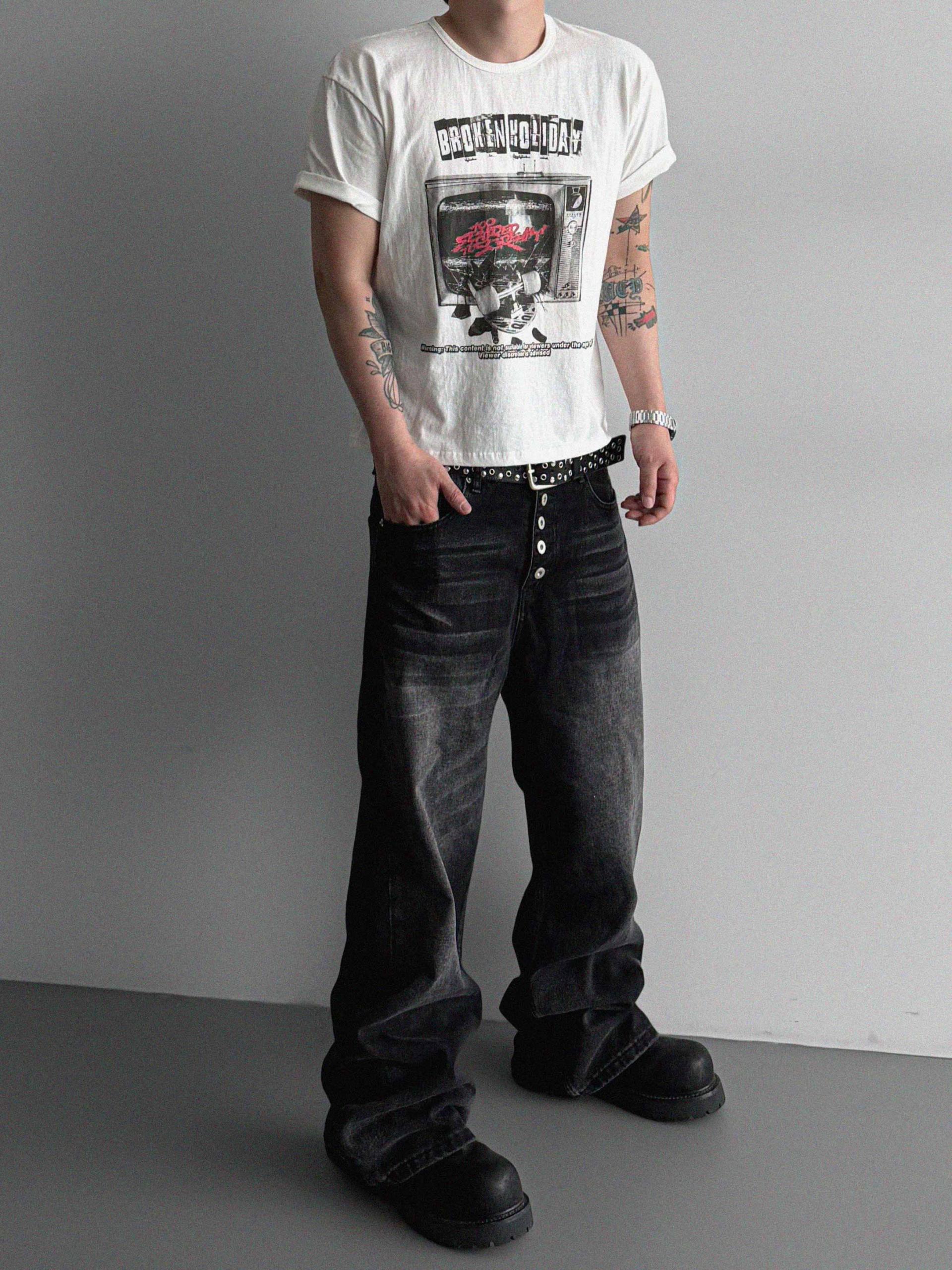 Broken crop half t