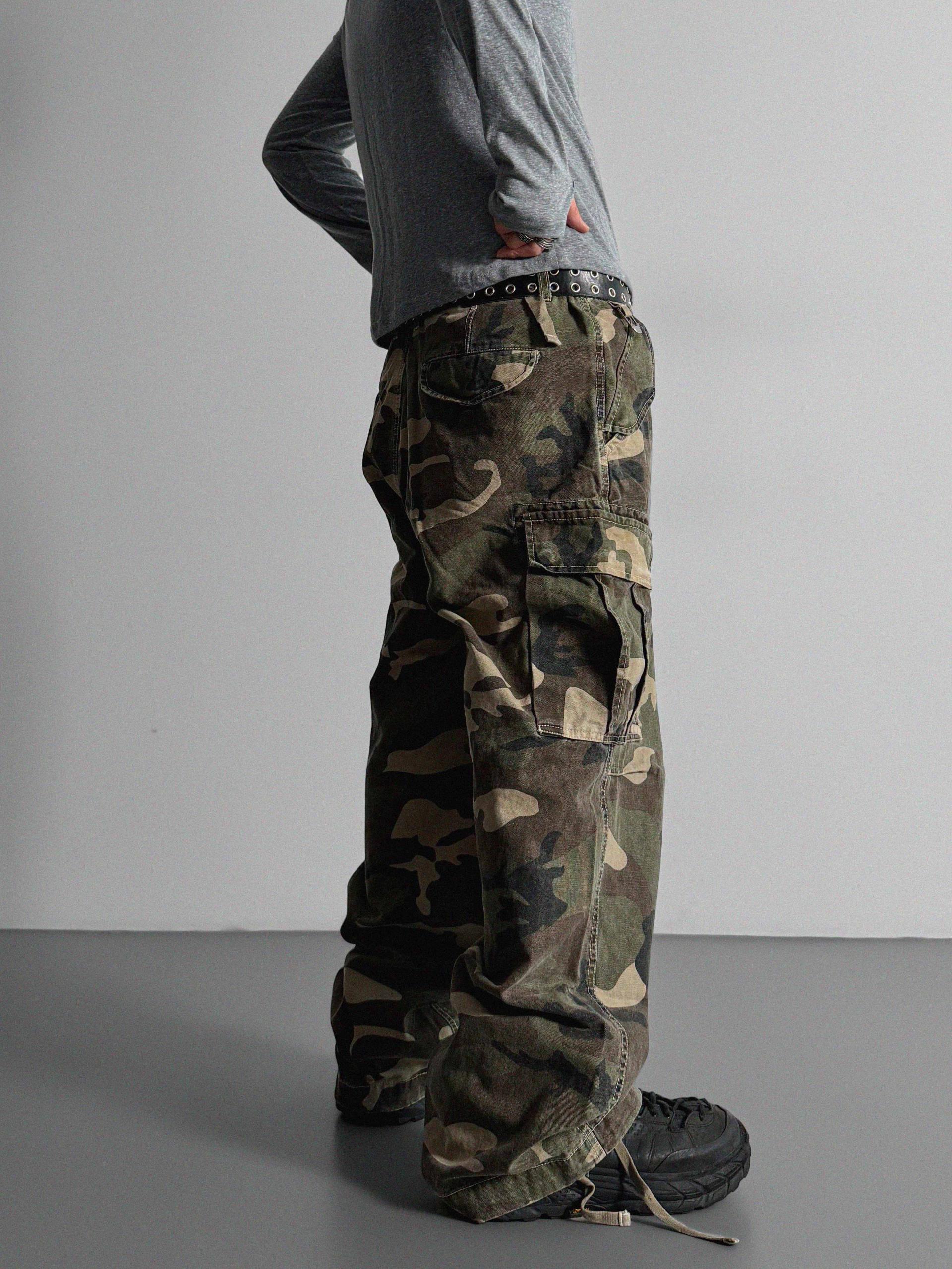 Works camo saging cargo pants