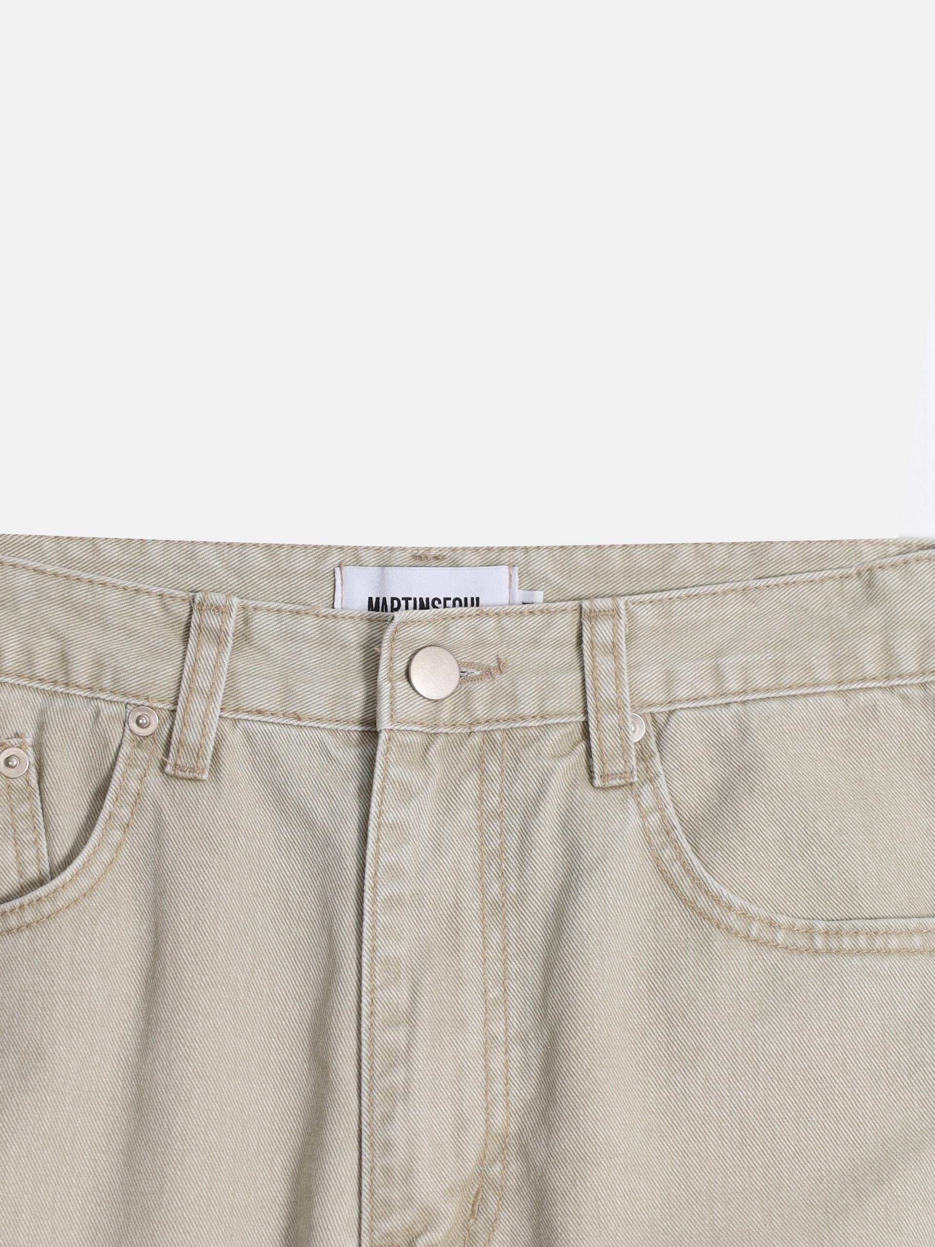 Double pocket curved flare pants